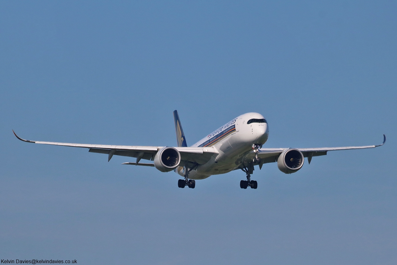 Singapore Airlines A350 9V-SMR