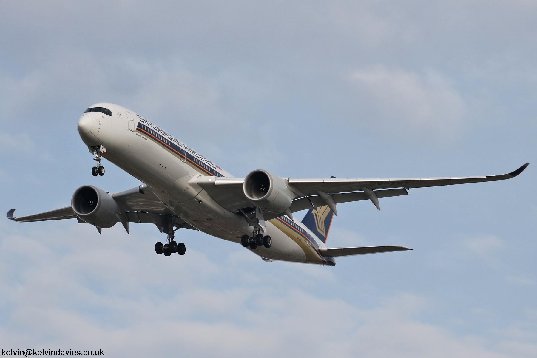 Singapore Airlines A350 9V-SMT