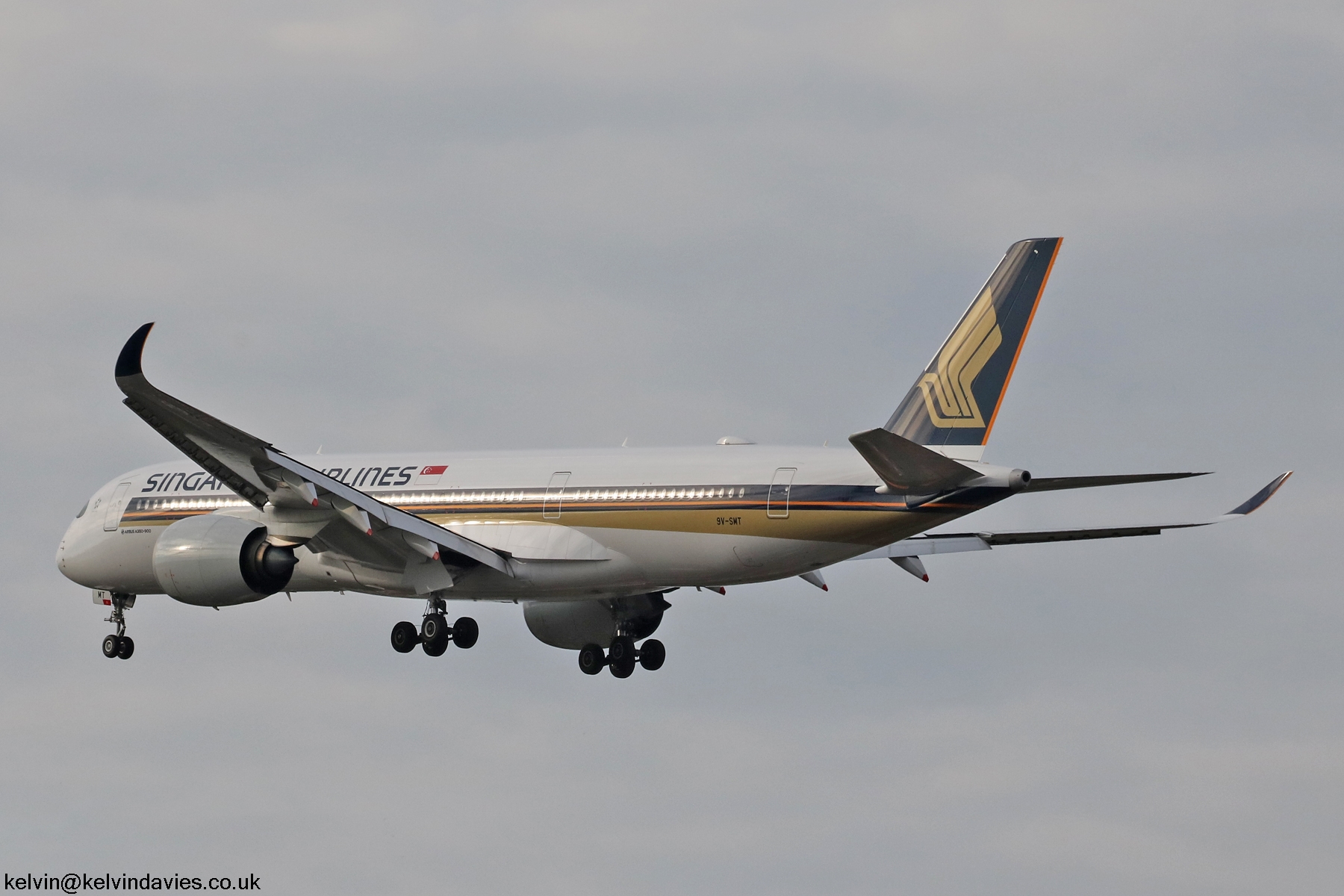 Singapore Airlines A350 9V-SMT
