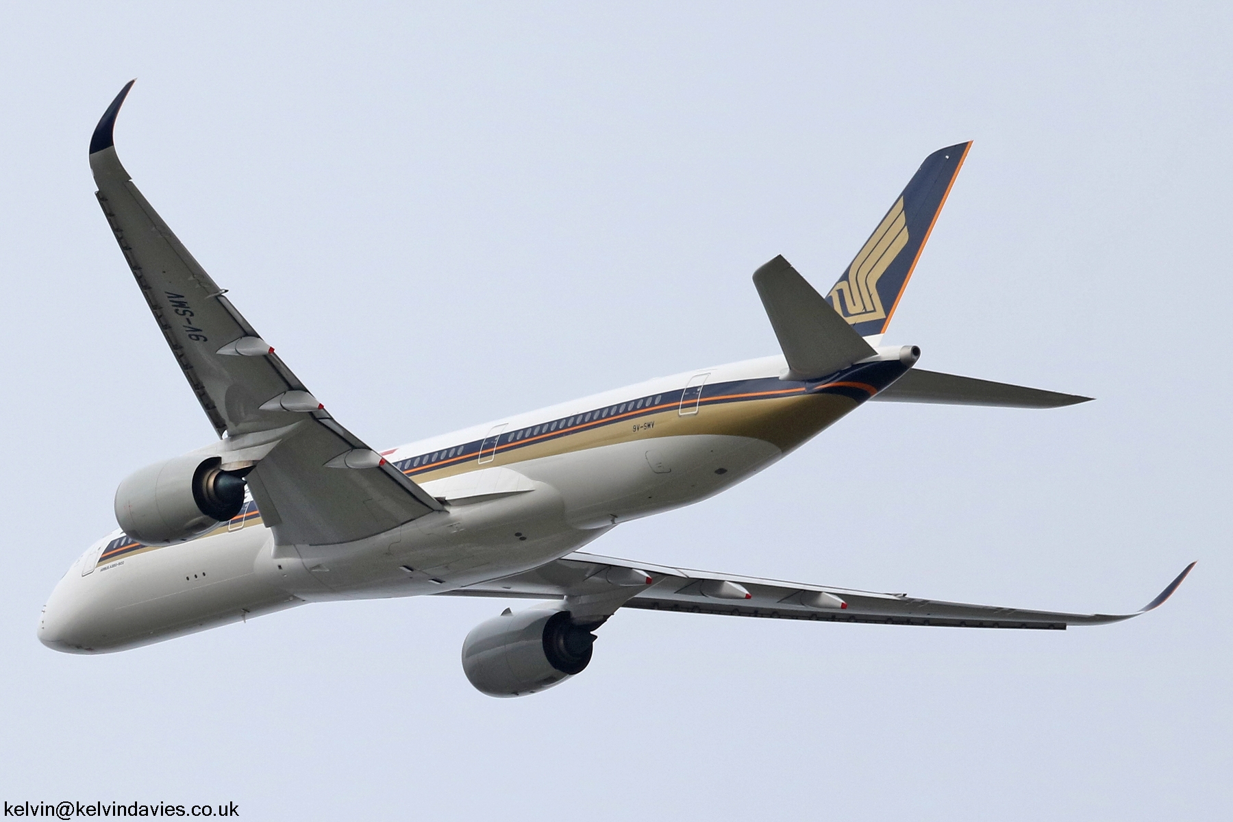Singapore Airlines A350 9V-SMV