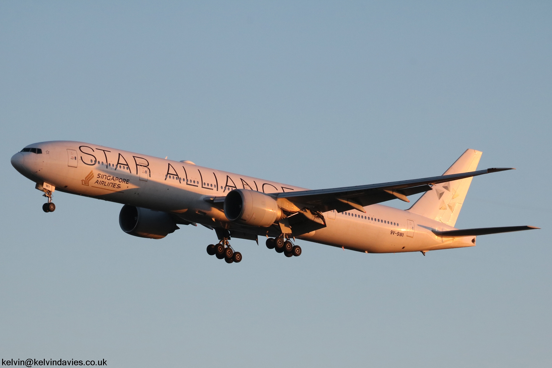 Singapore Airlines 777 9V-SWI