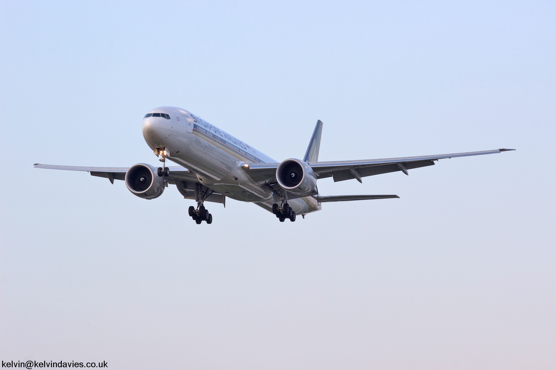 Singapore Airlines 777  9V-SWU