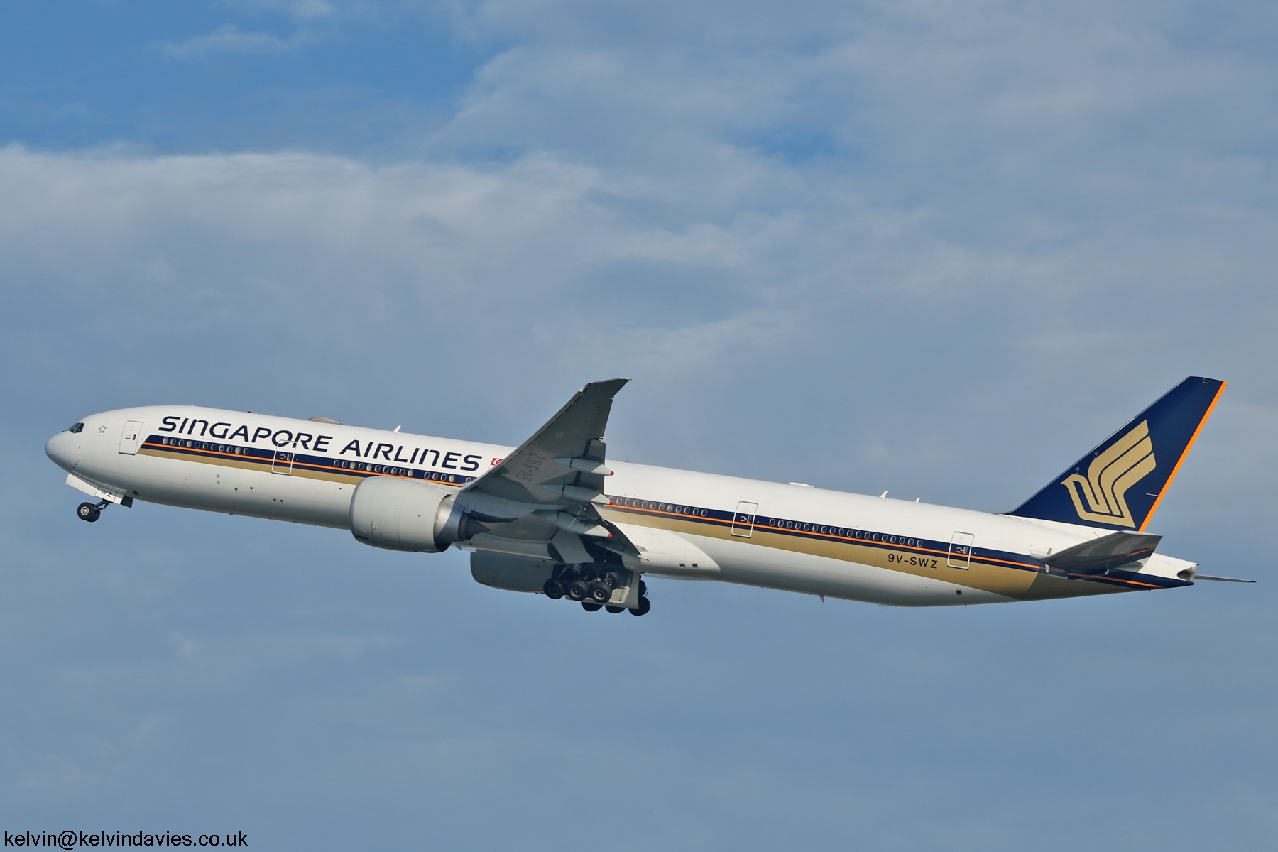 Singapore Airlines 777 9V-SWZ