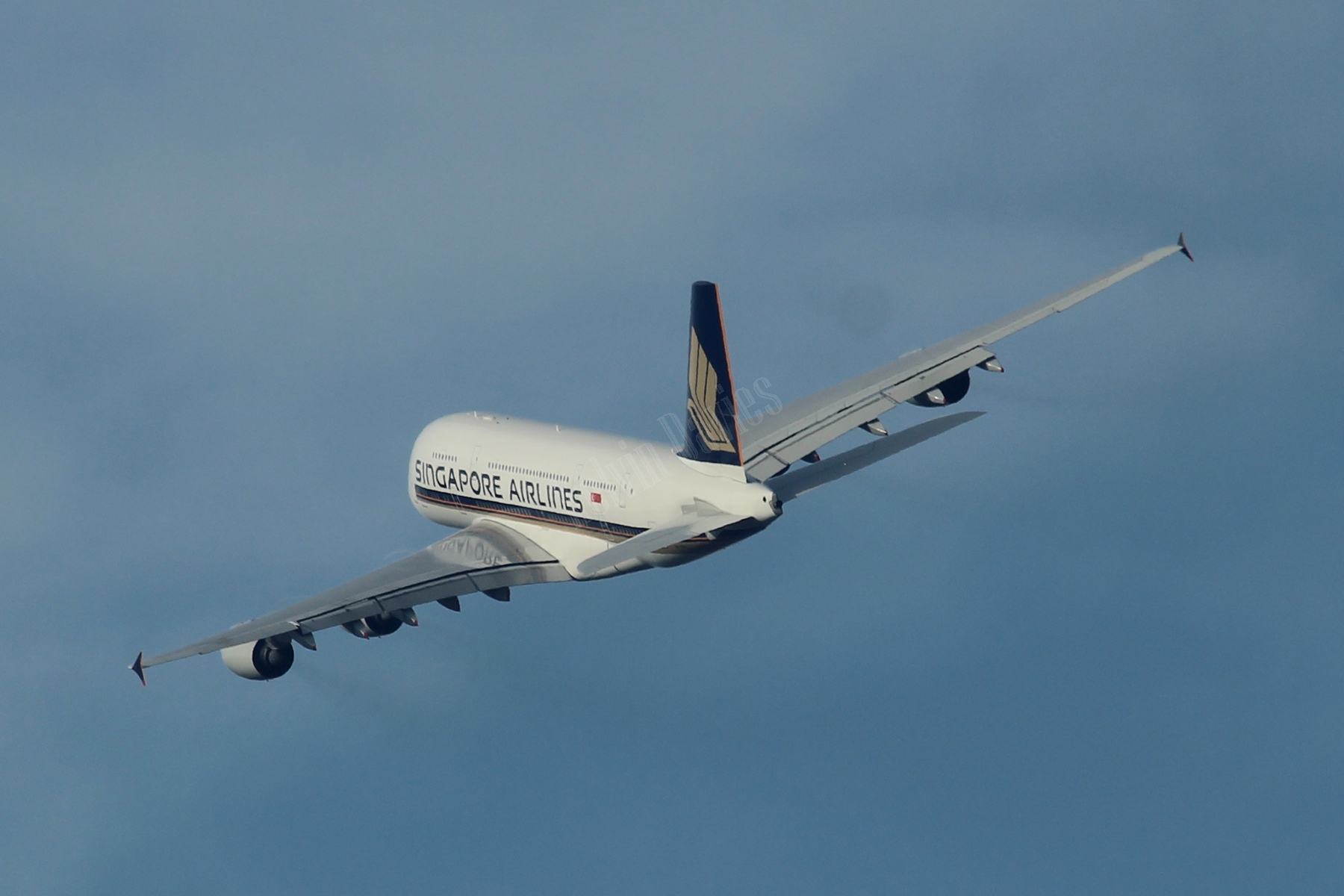 Singapore Airlines A380 9V-SKH
