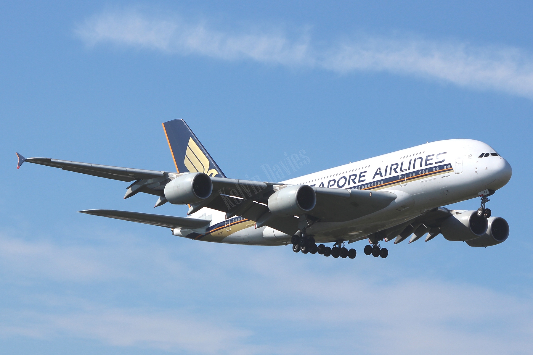 Singapore Airlines A380 9V-SKJ