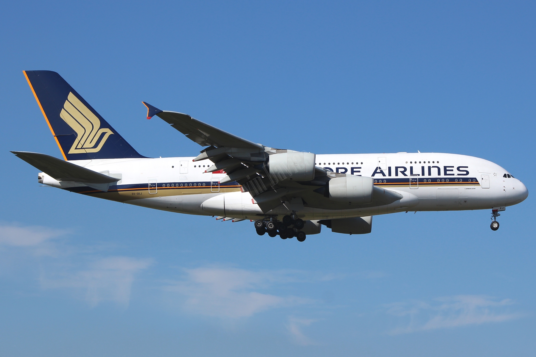 Singapore Airlines A380 9V-SKJ