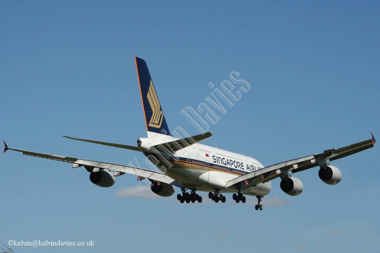 Singapore Airlines A380 9V-SKK