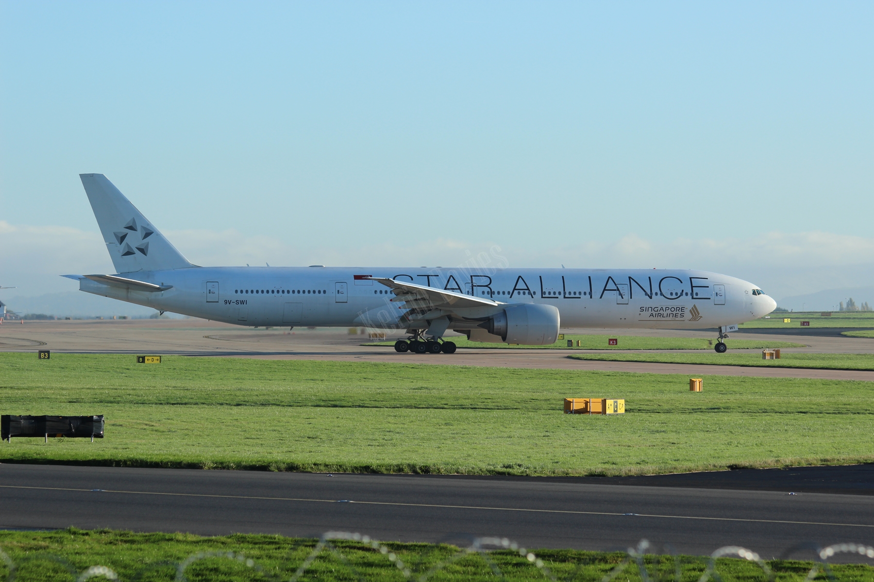 Singapore Airlines 777 9V-SWI