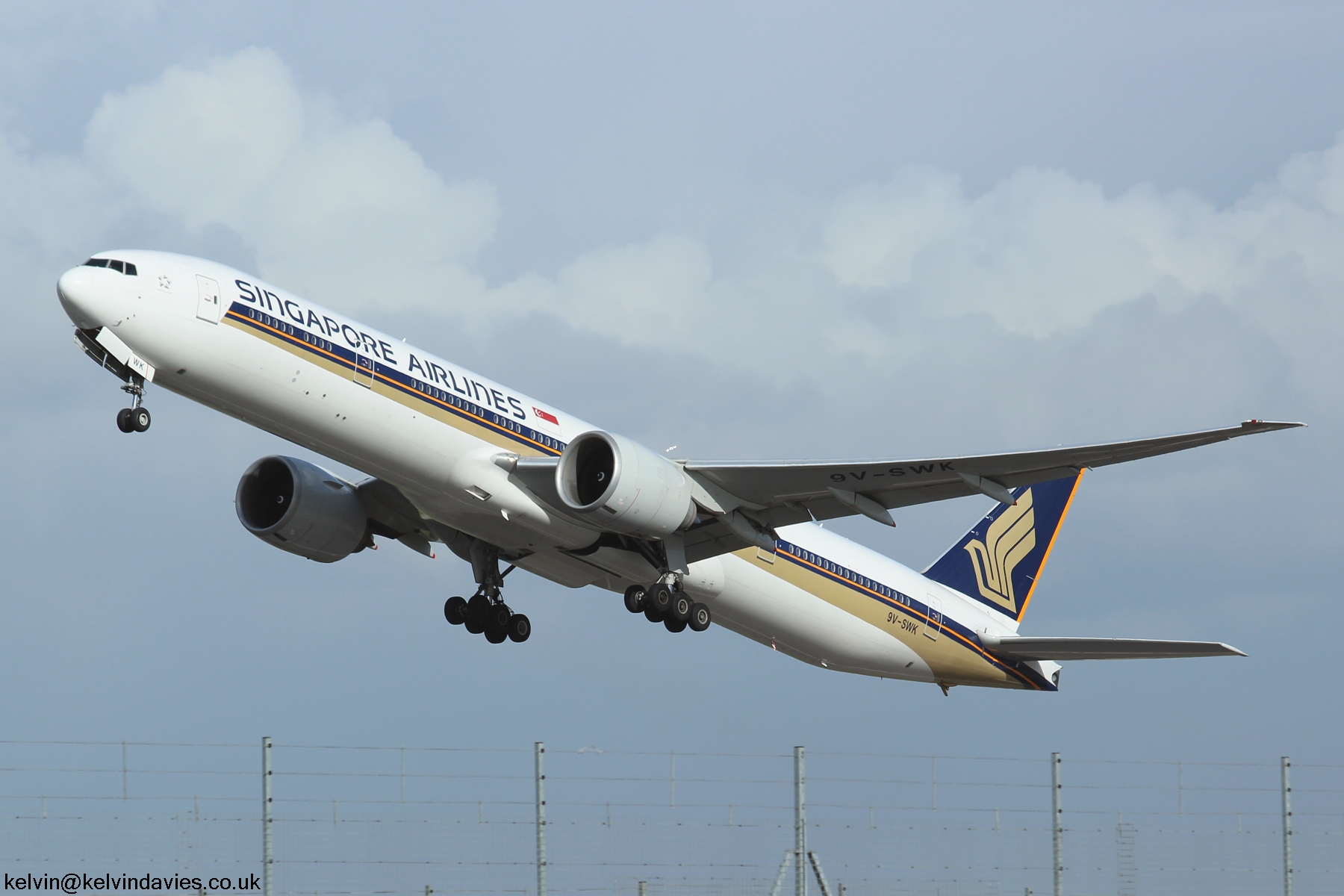 Singapore Airlines 777 9V-SWK