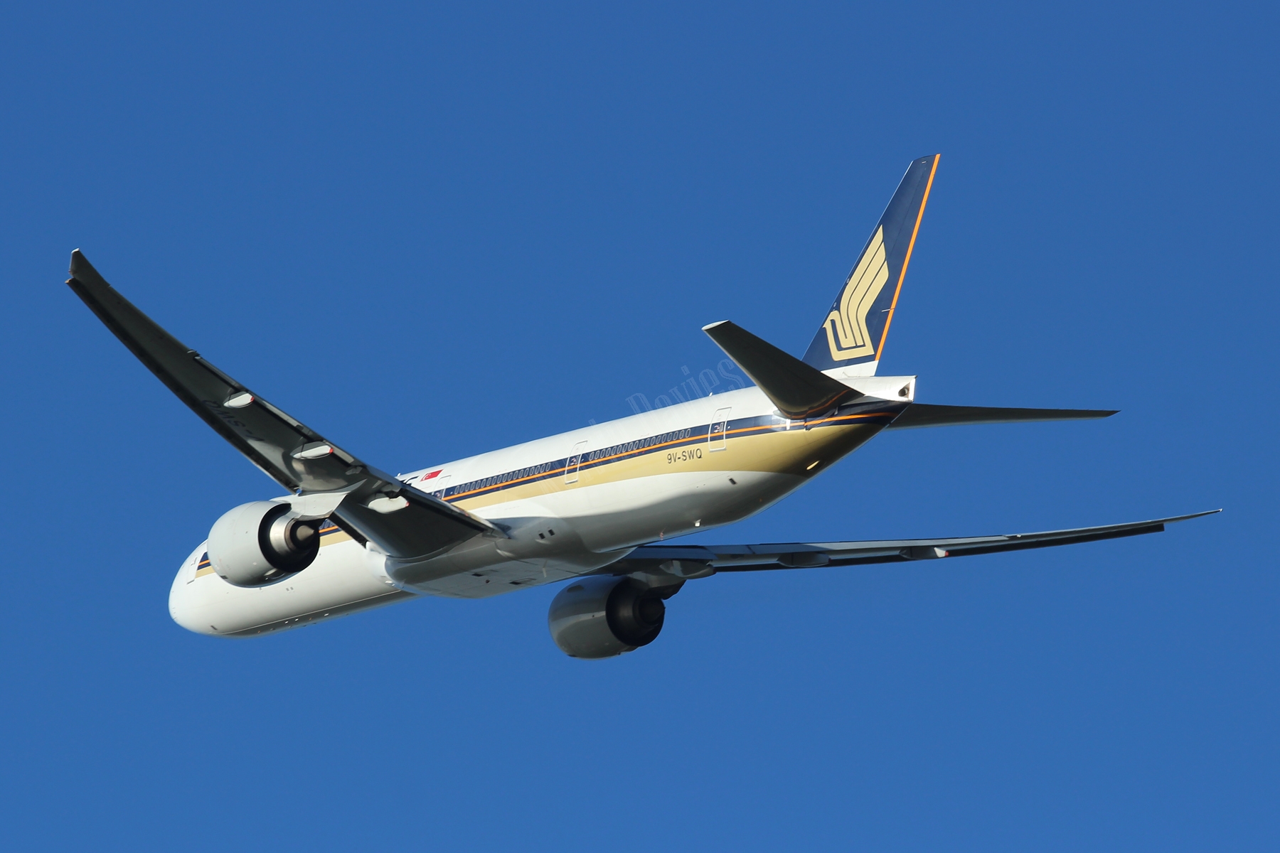 Singapore Airlines 777 9V-SWQ