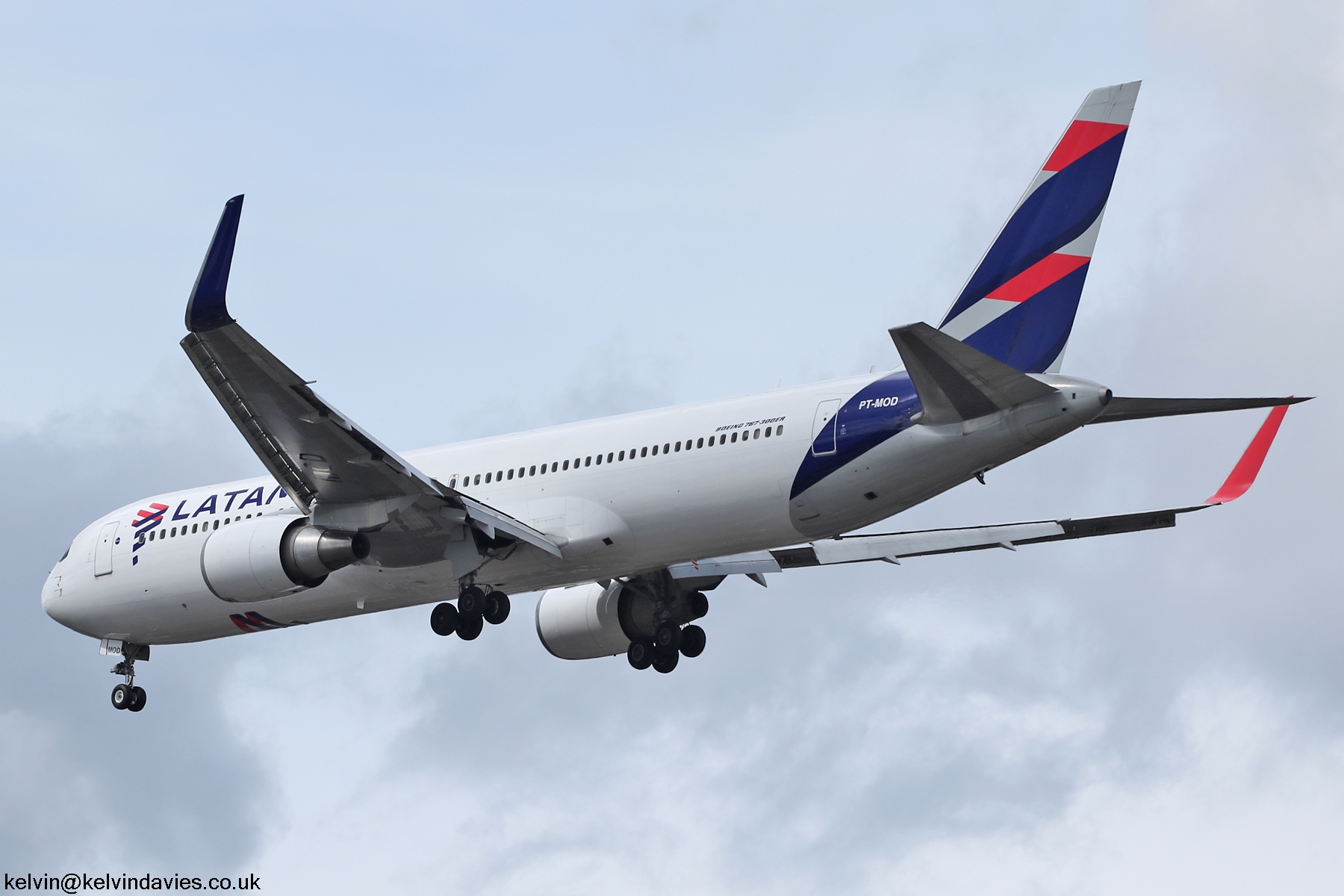 Latam 767 PT-MOD