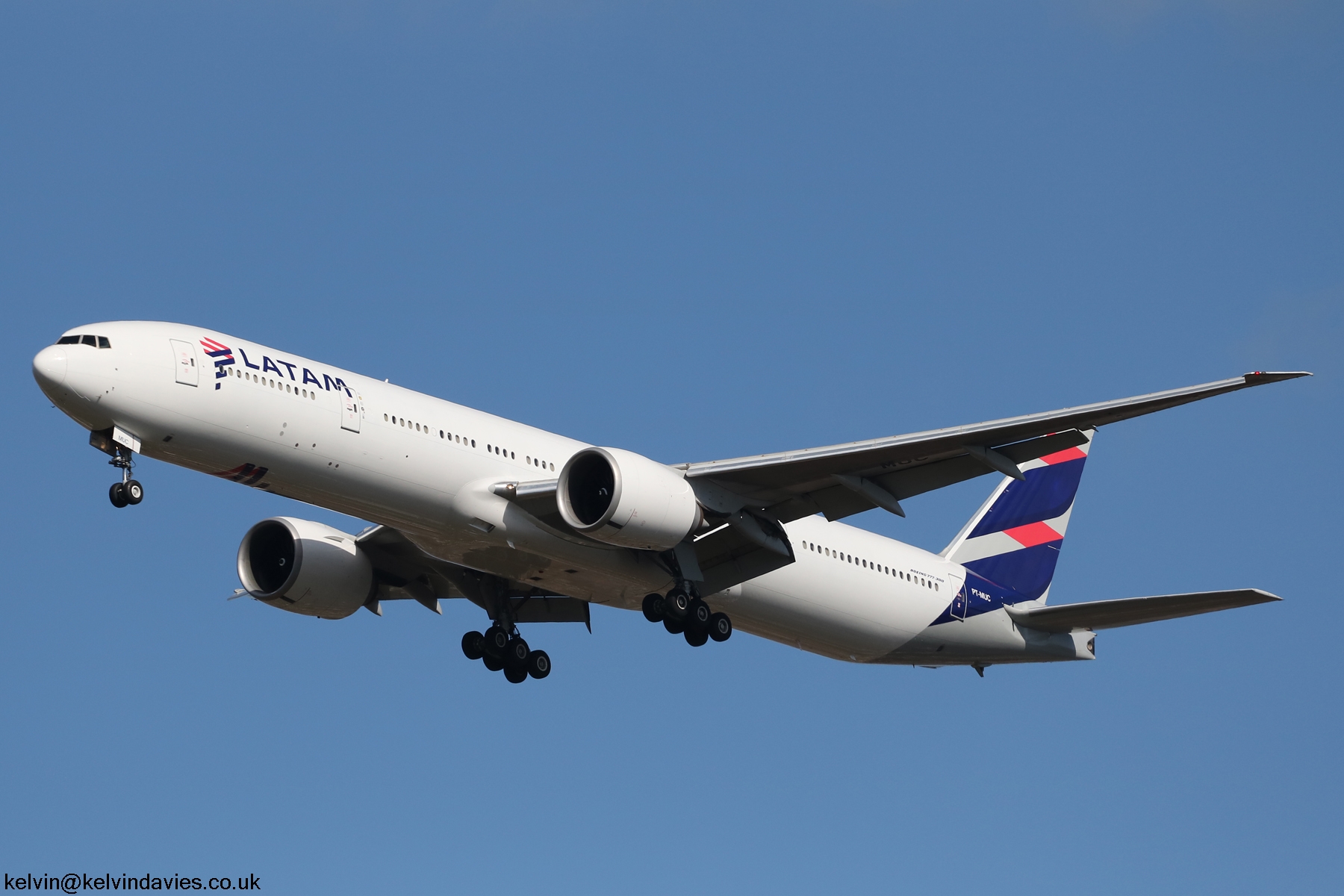 LATAM 777 PT-MUC