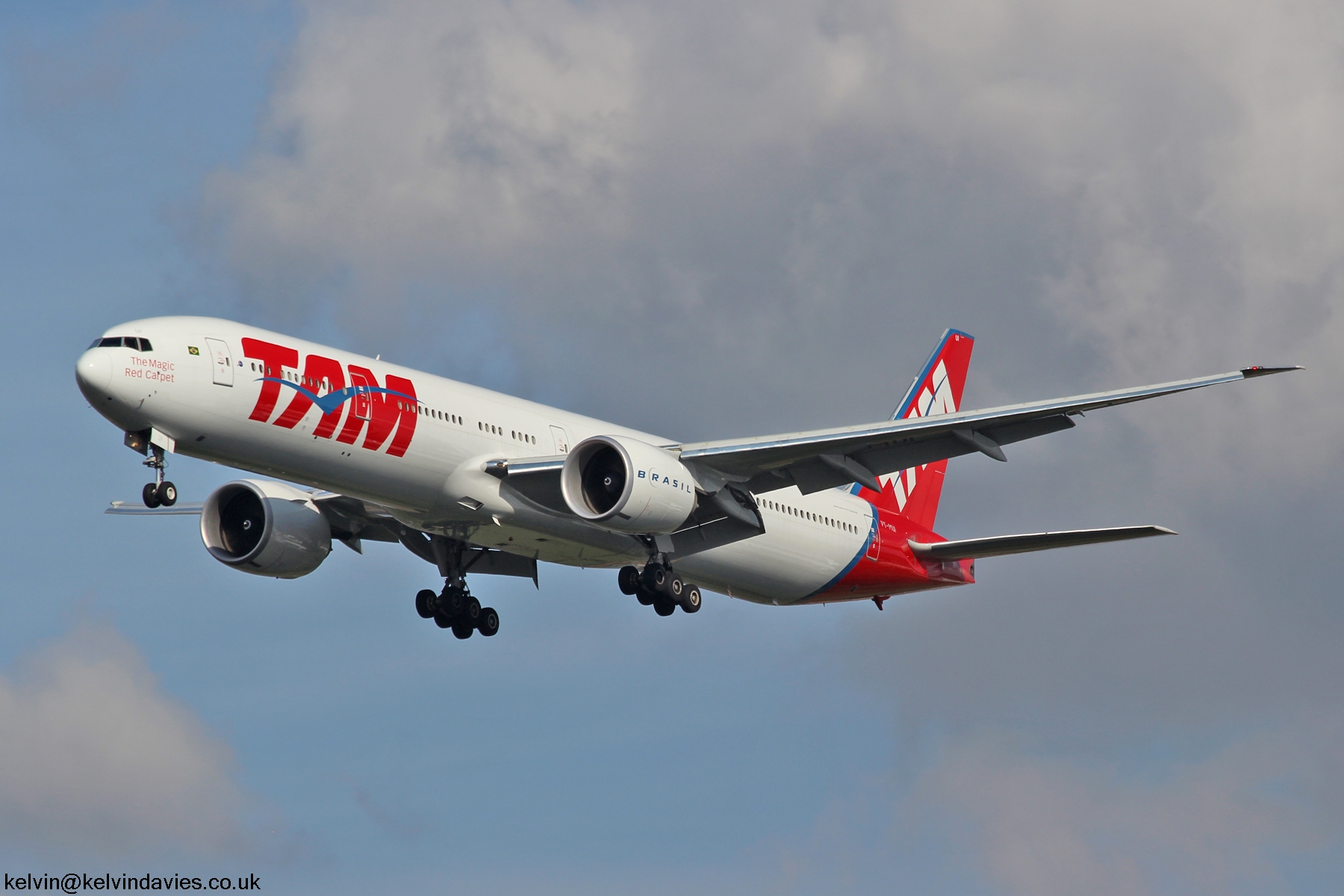Latam 777 PT-MUI