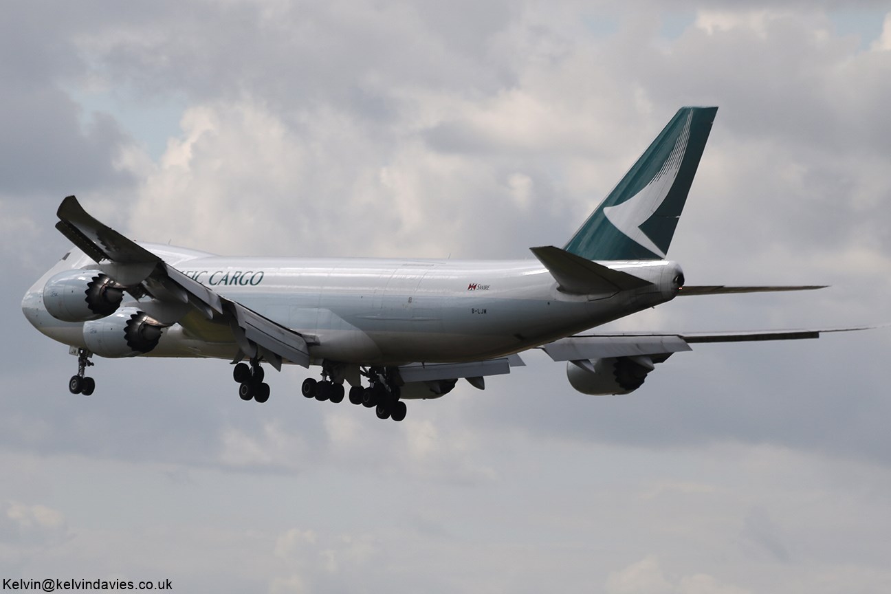 Cathay Pacific Airways 747 B-LJM
