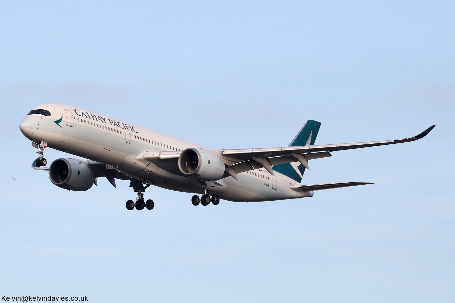 Cathay Pacific A350 B-LRB