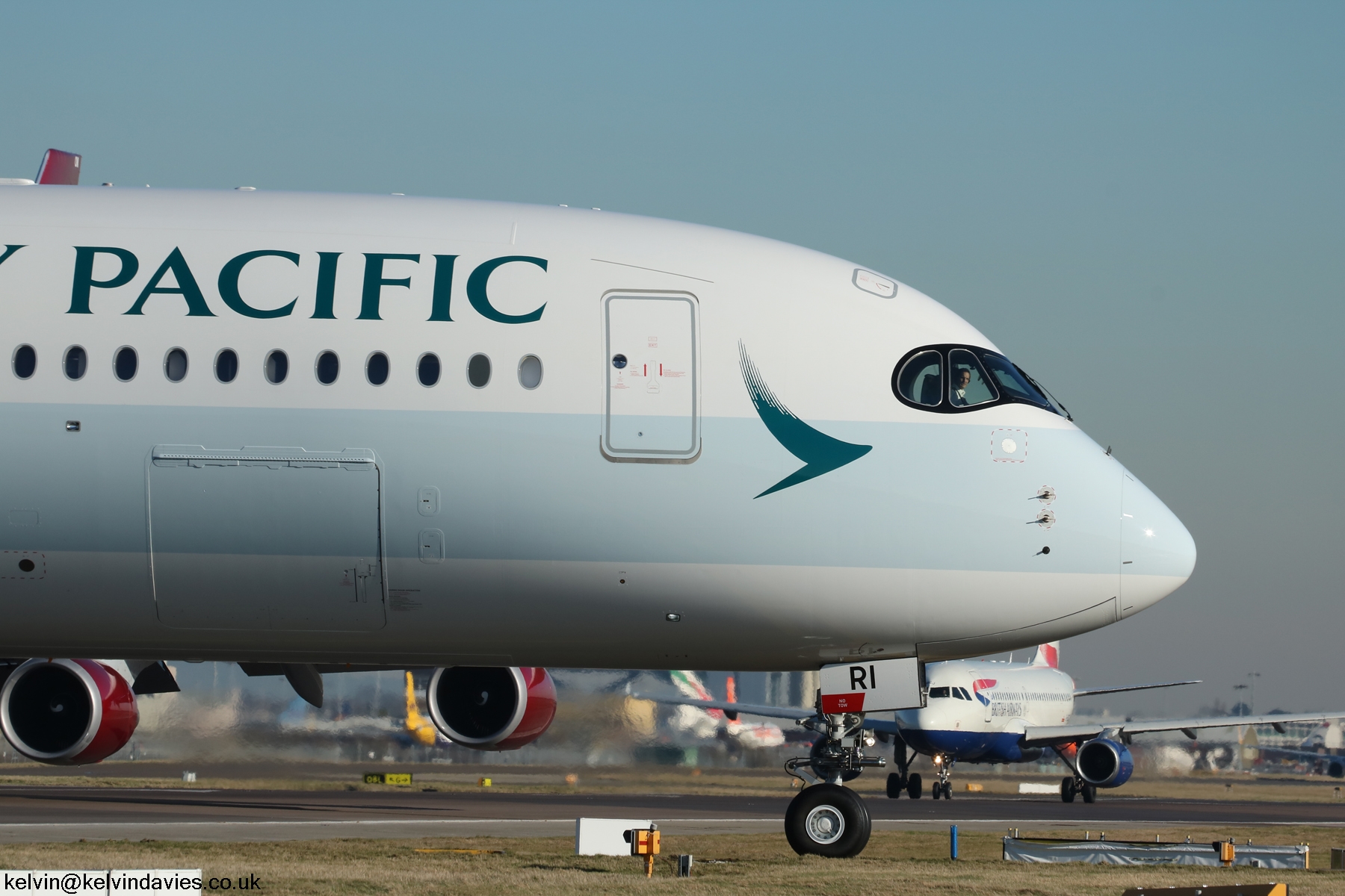 Cathay Pacific Airways A350 B-LRI