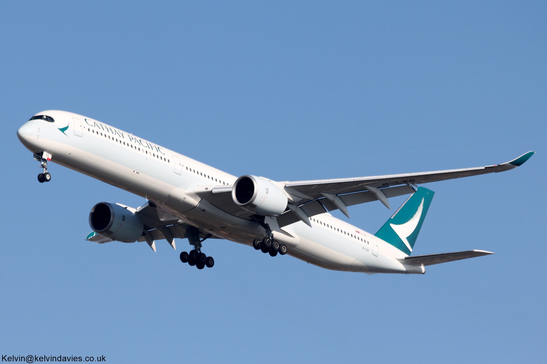 Cathay Pacific Airways A350 B-LXQ