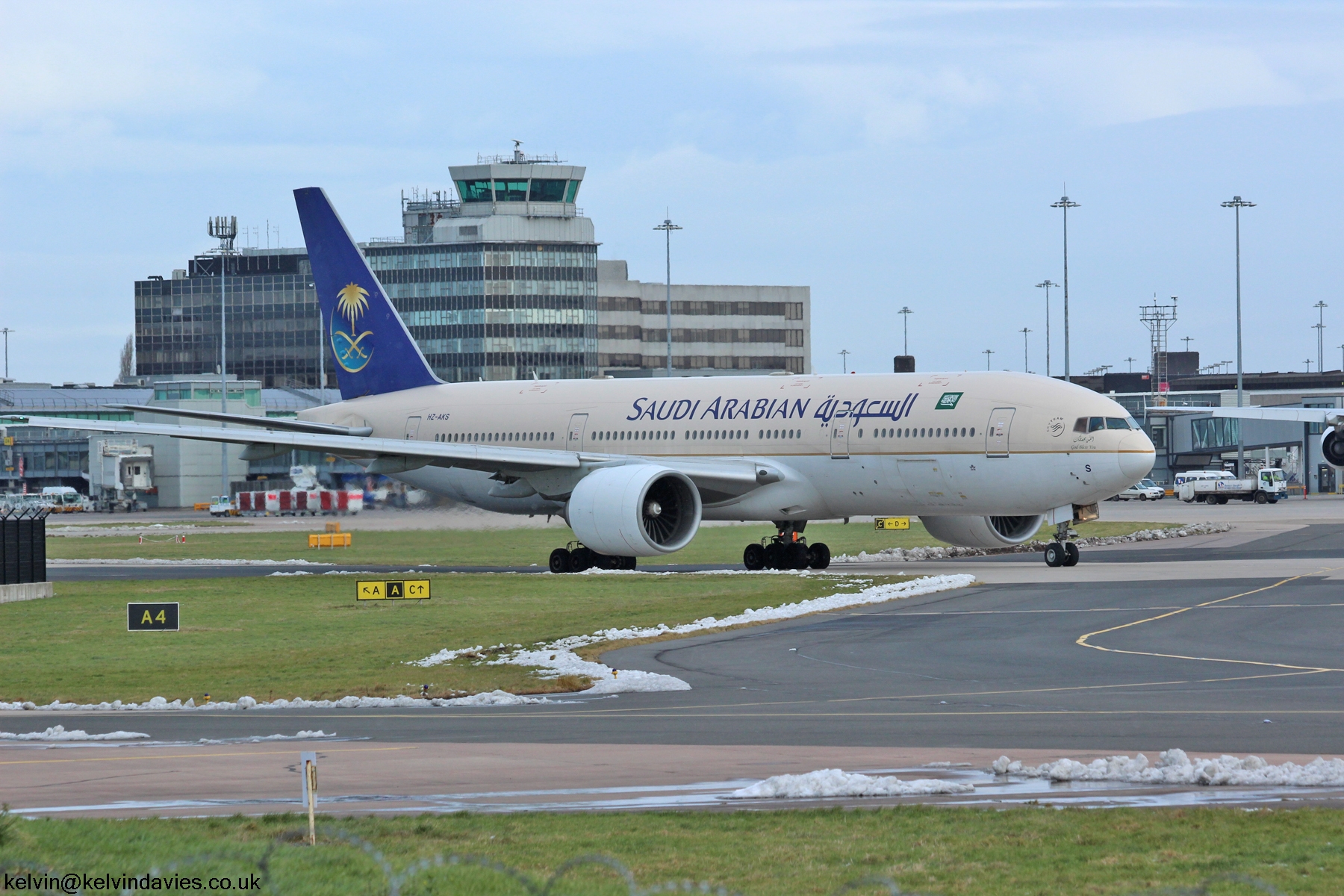 Saudi Arabian 777 HZ-AKS