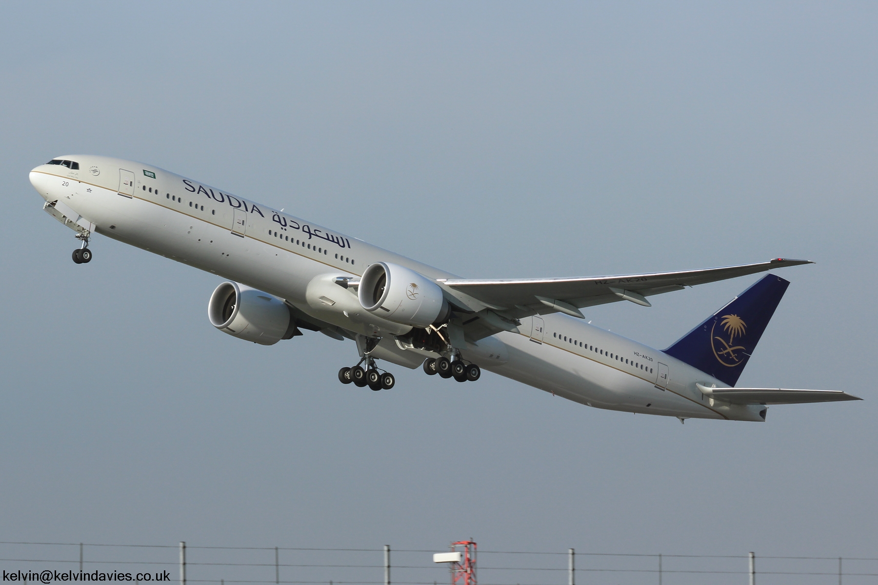 Saudi Arabian 777 HZ-AK20