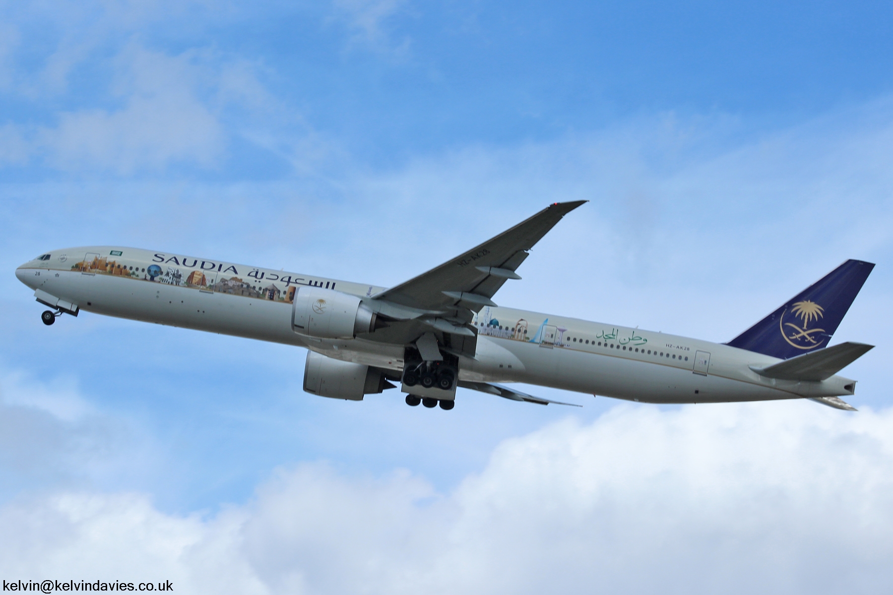 Saudi Arabian 777 HZ-AK28