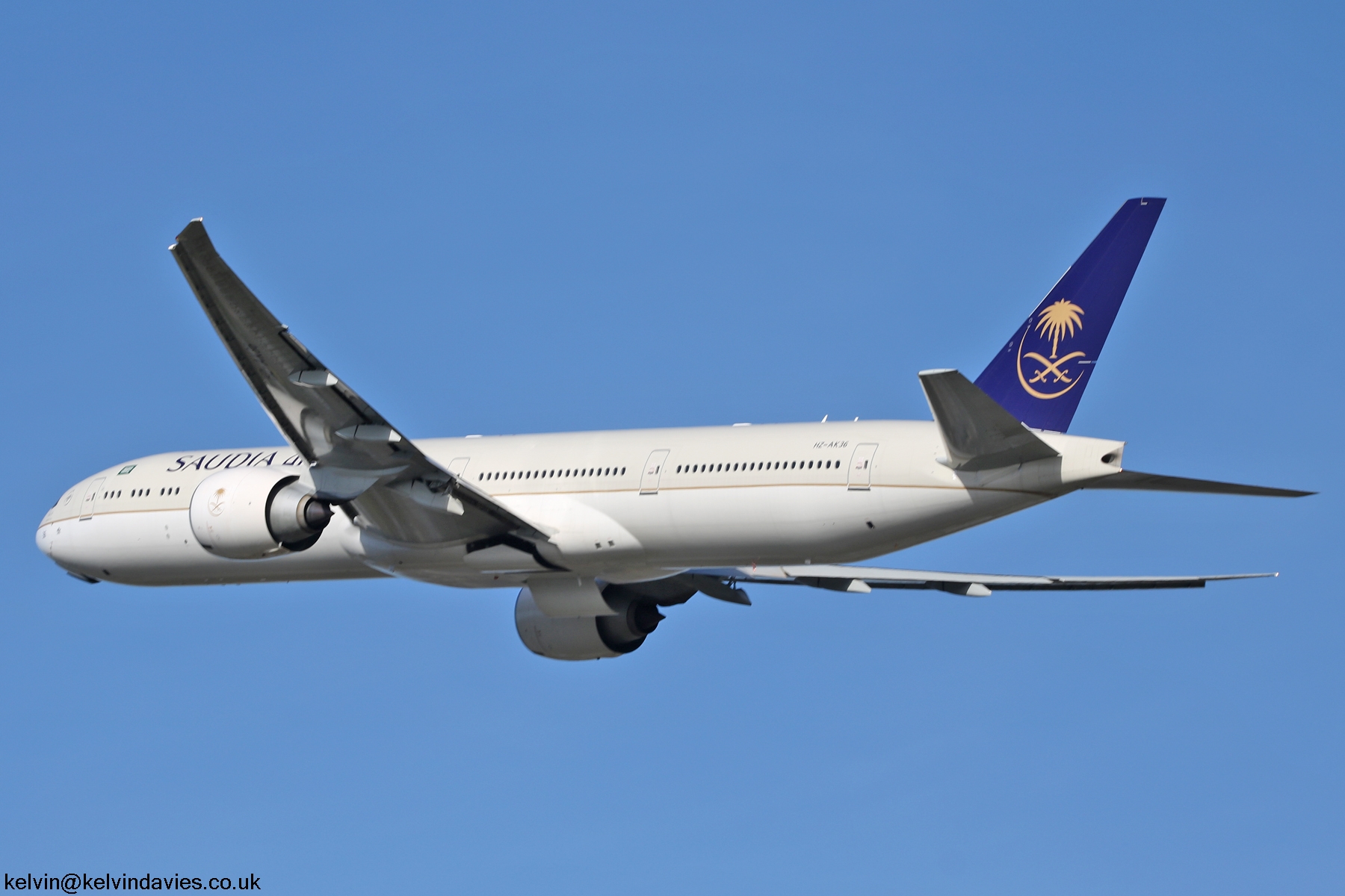 Saudi Arabian Airlines 777 HZ-AK36