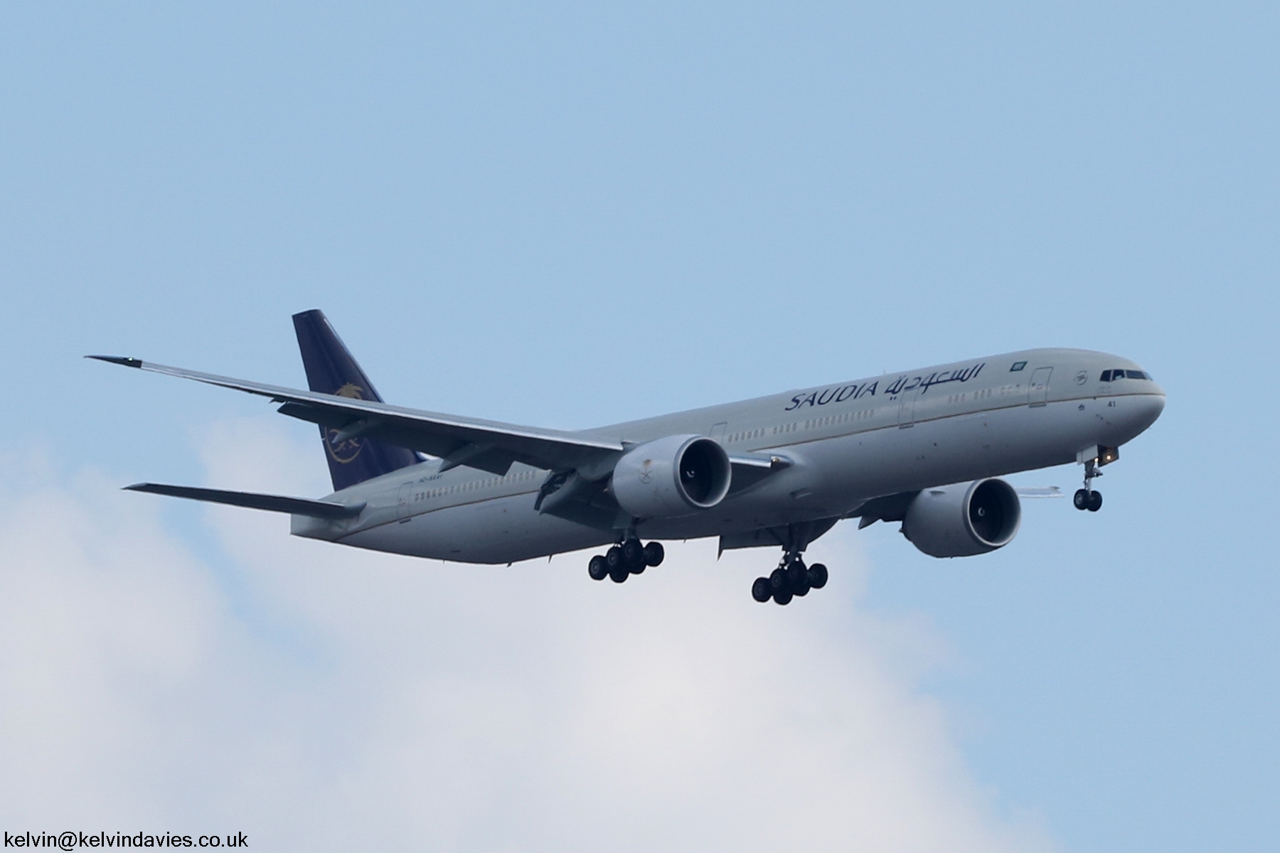 Saudi Arabian 777 HZ-AK41