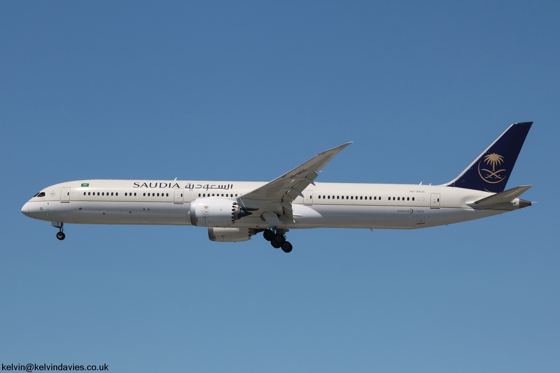 Saudi Arabian 787 HZ-AR25