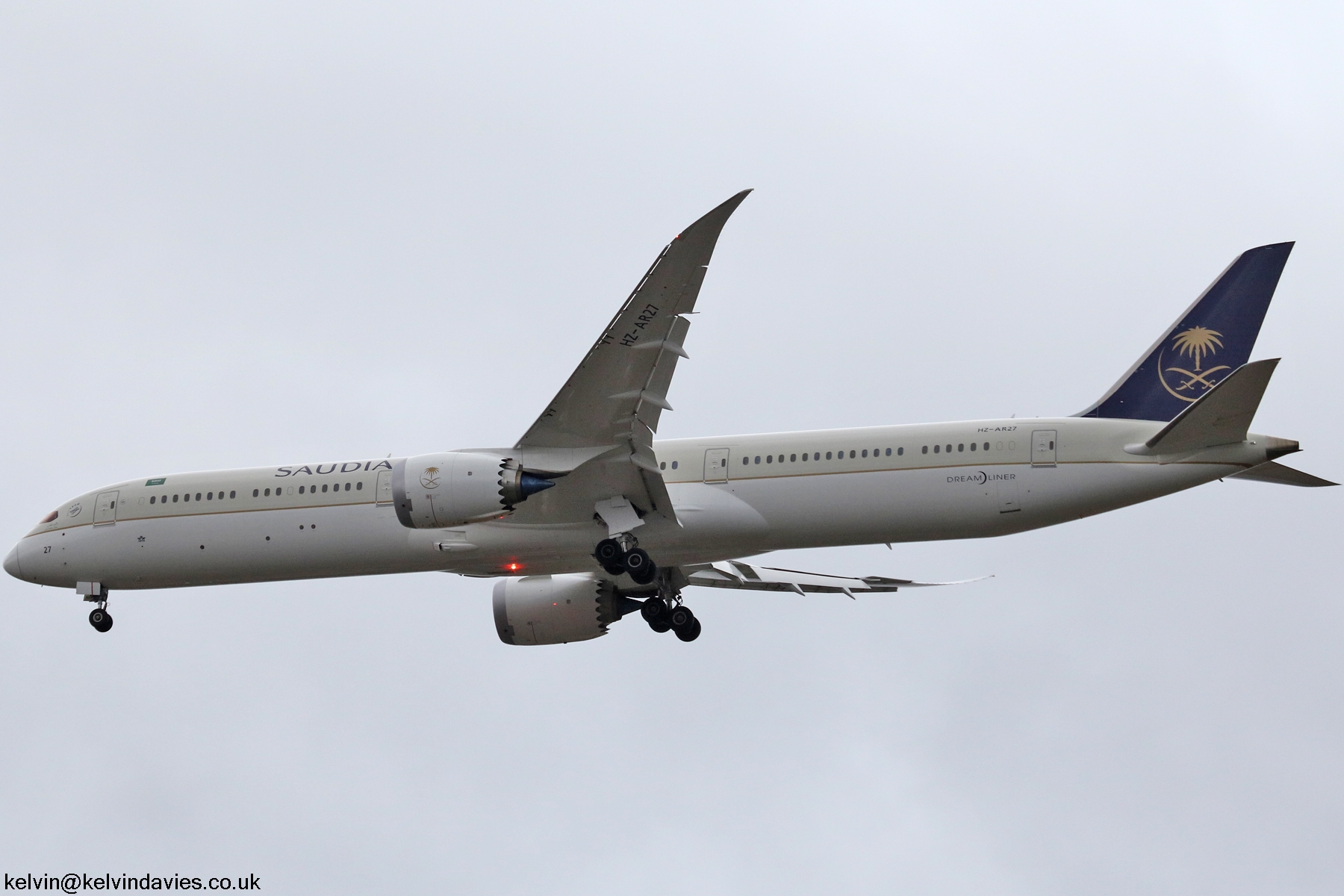 Saudi Arabian 787 HZ-AR27