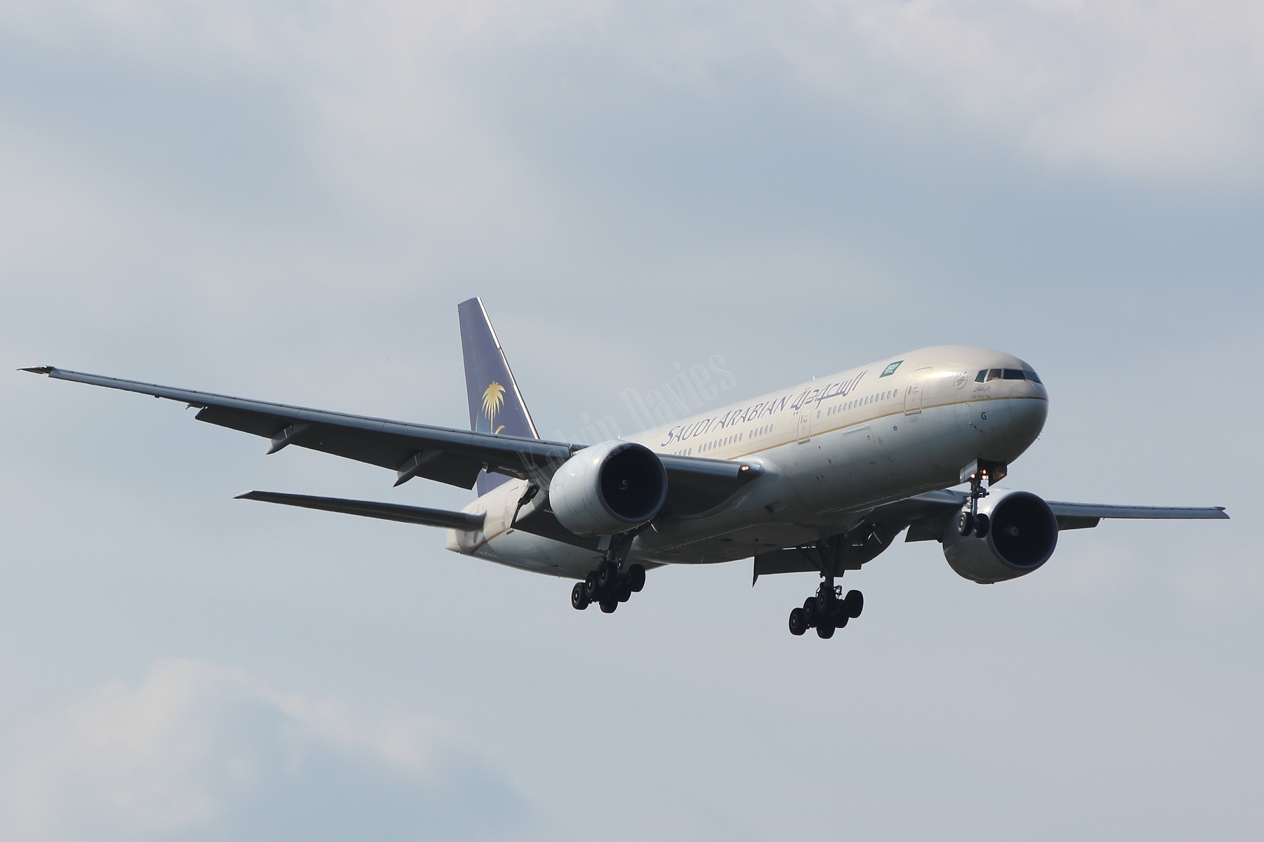 Saudi Arabian 777 HZ-AKG
