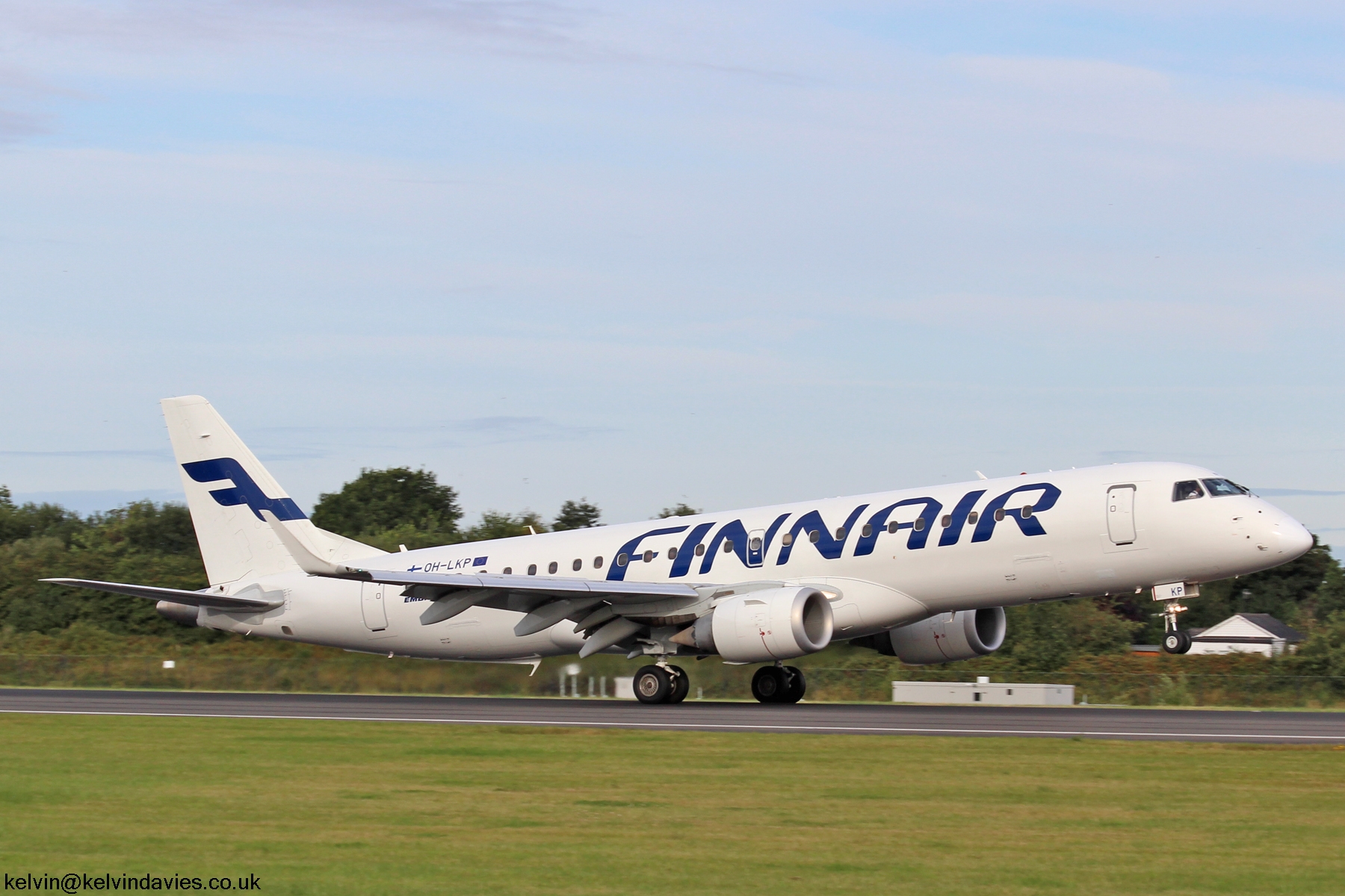 Finnair Embraer 190 OH-LKP