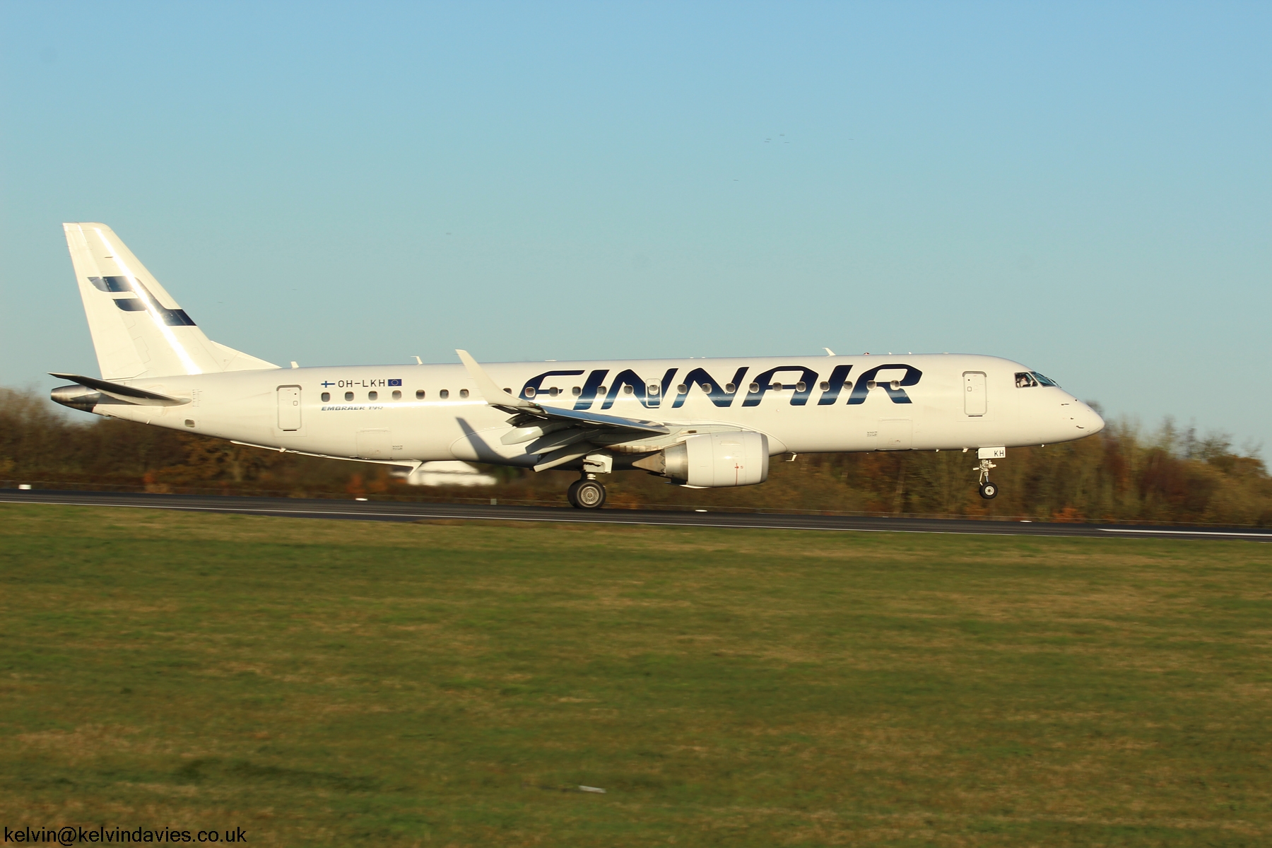 Finnair Emb-190 OH-LKH