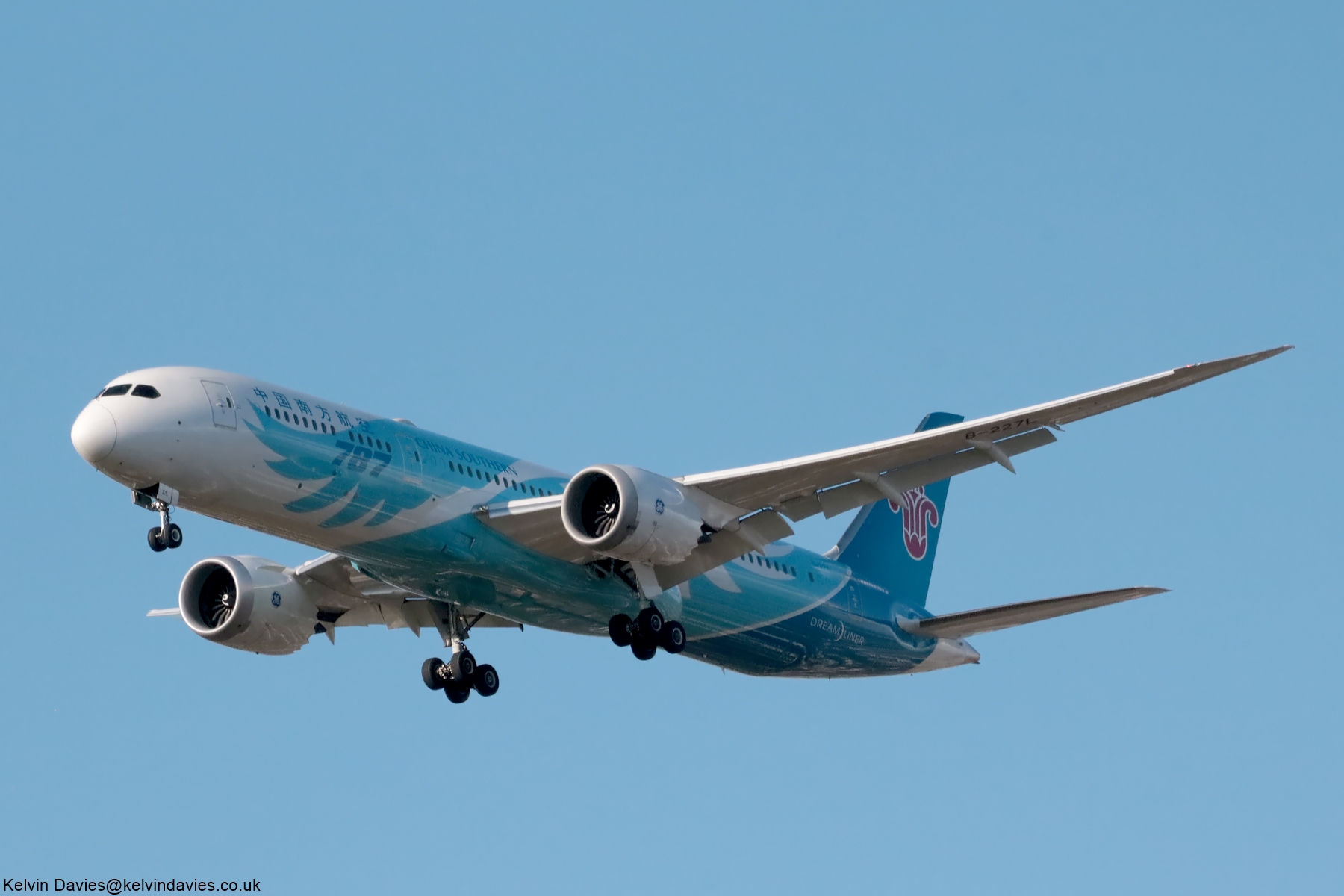 China Southern Airlines 787 B-227L