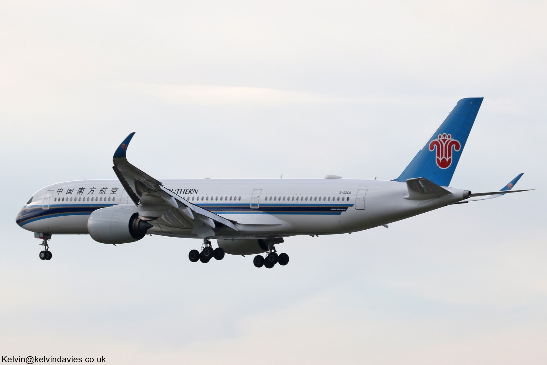China Southern Airlines A350 B-32CQ