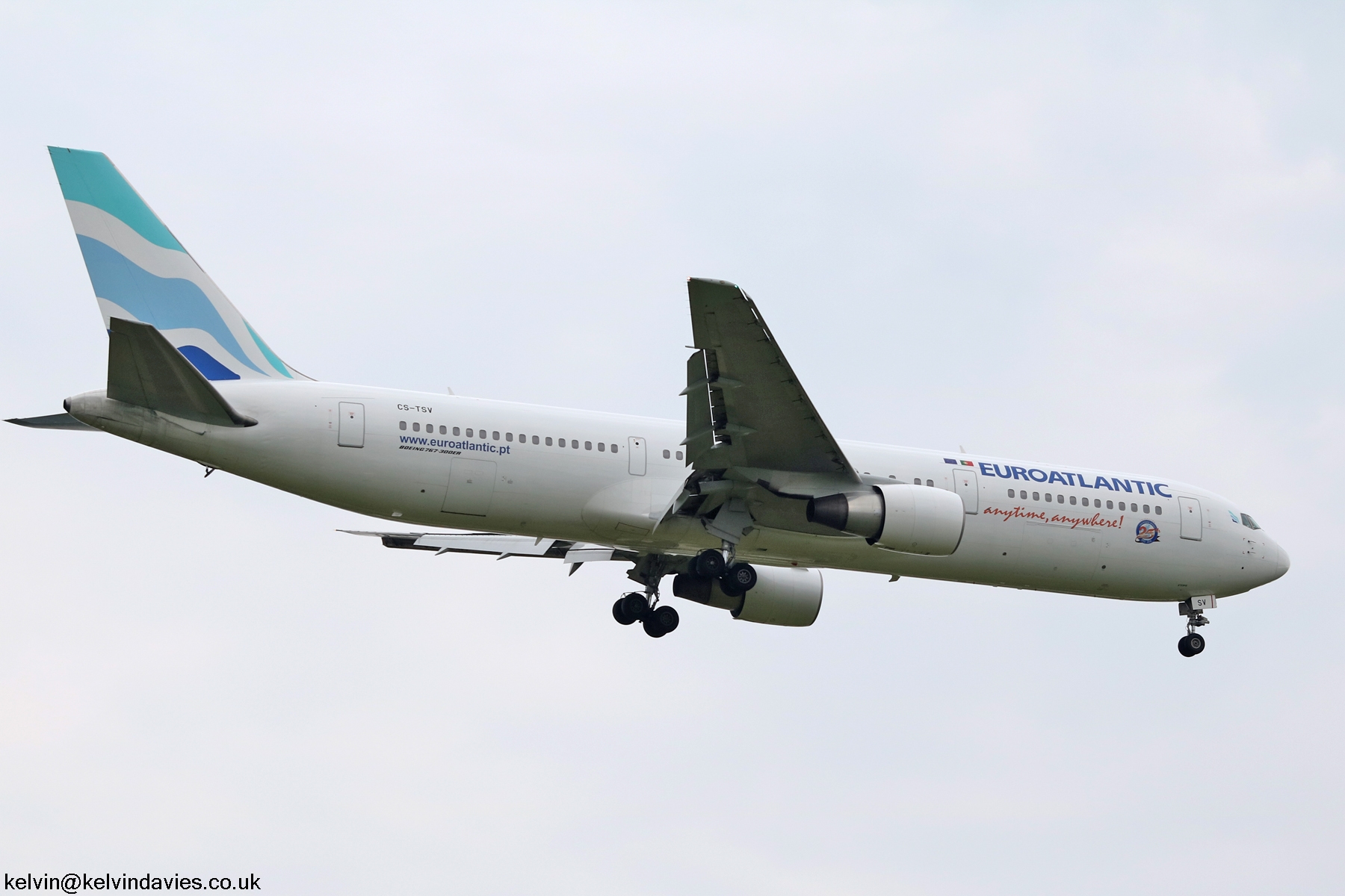 Icelandair 767 CS-TSV