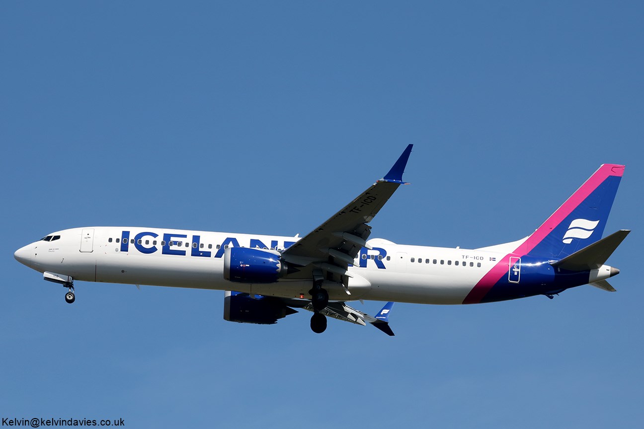 Icelandair 737 MAX TF-ICD