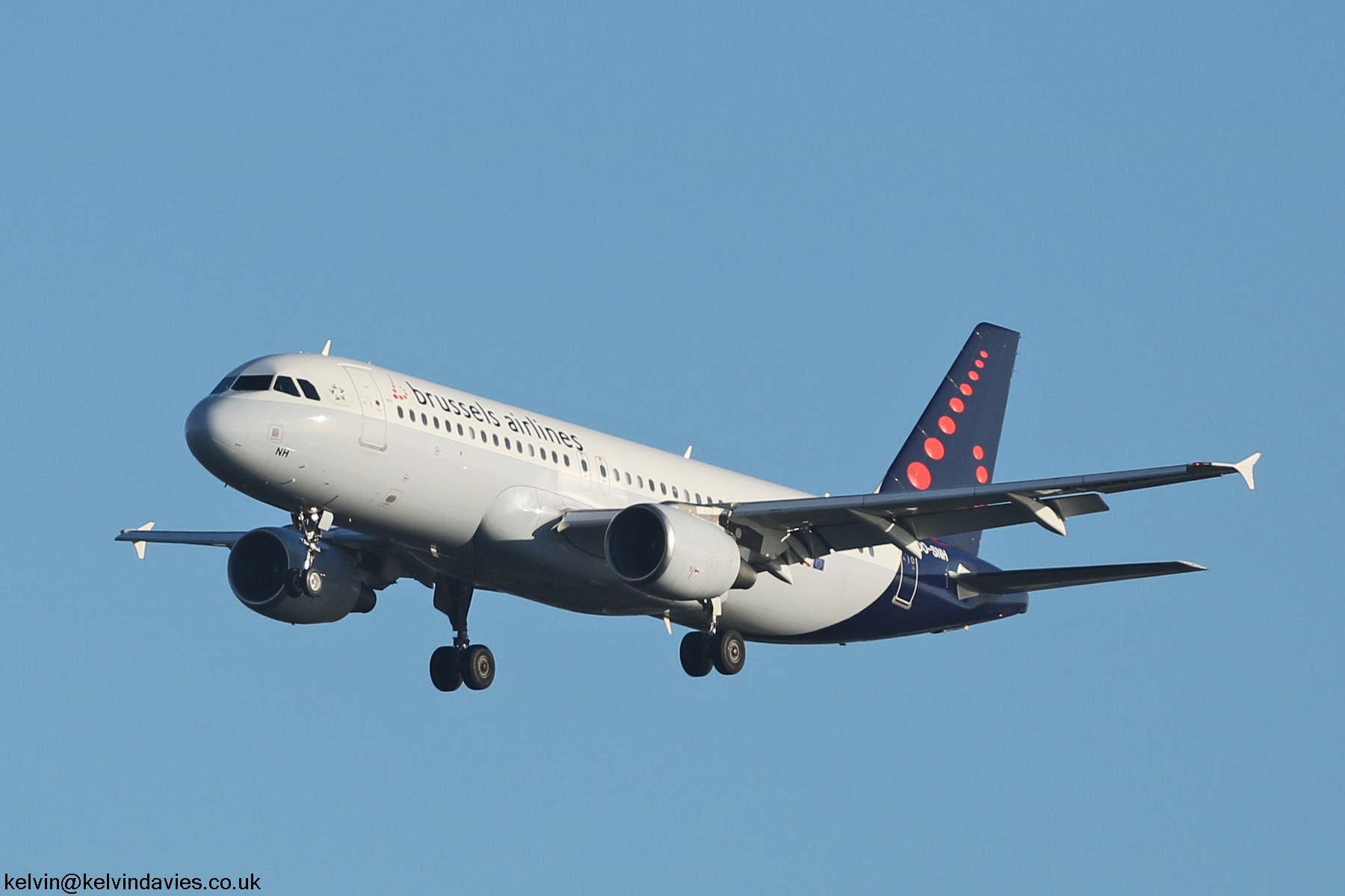 Brussels Airlines A320 OO-SNH