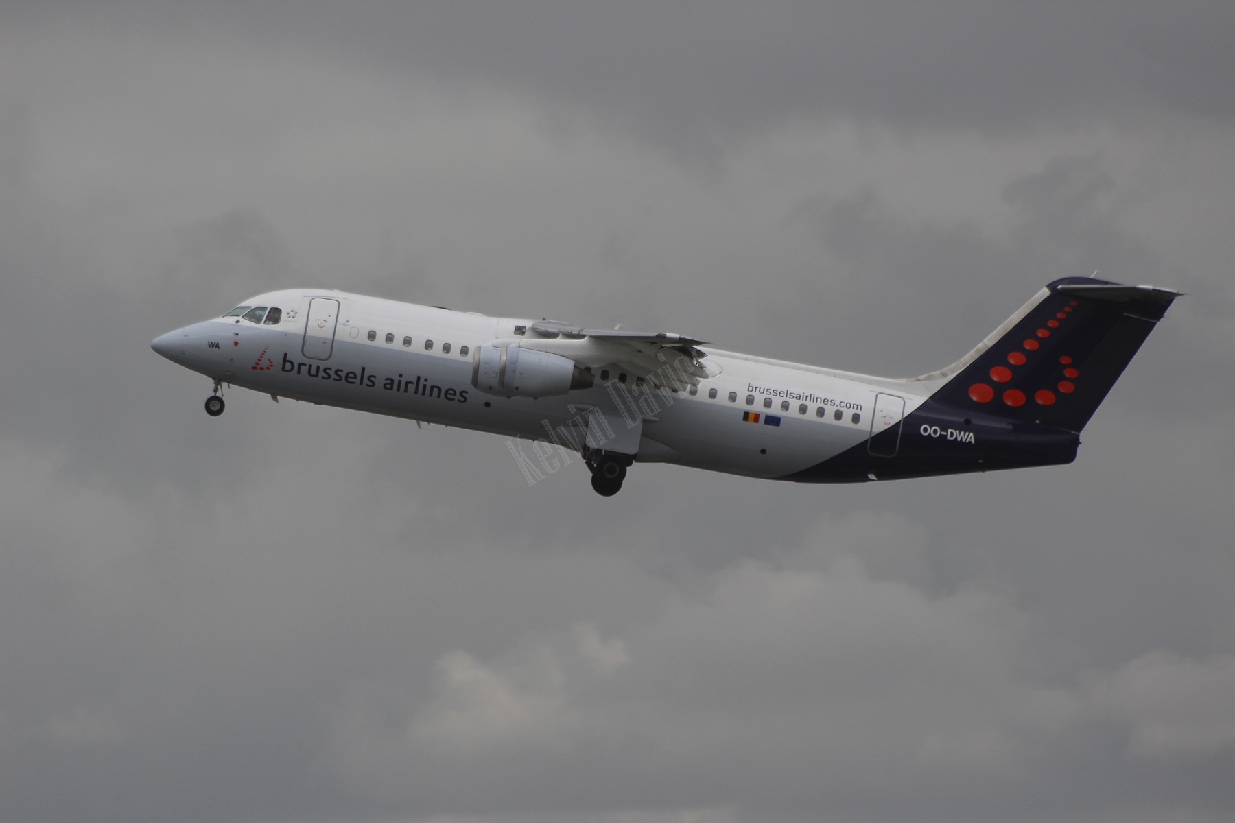 Brussels Airlines Avro RJ100 OO-DWA