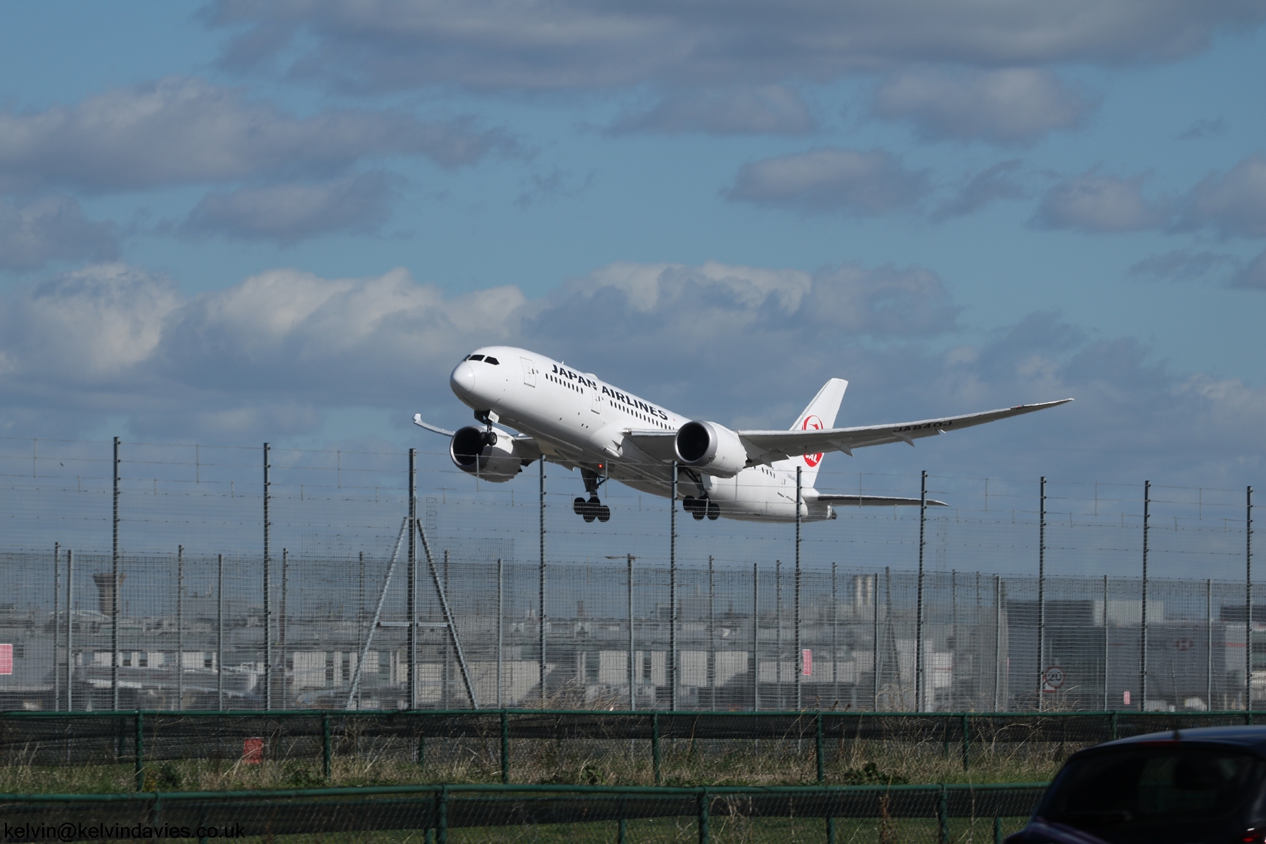 Japan Airlines 787 JA840J