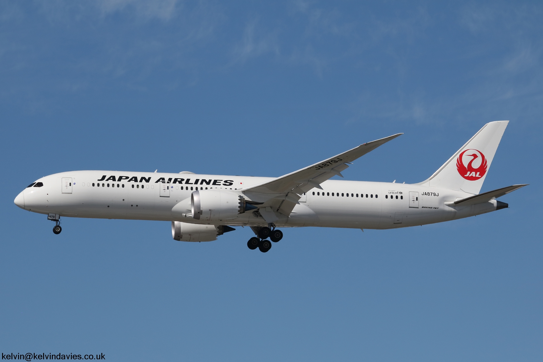 Japan Airlines 787 JA879J