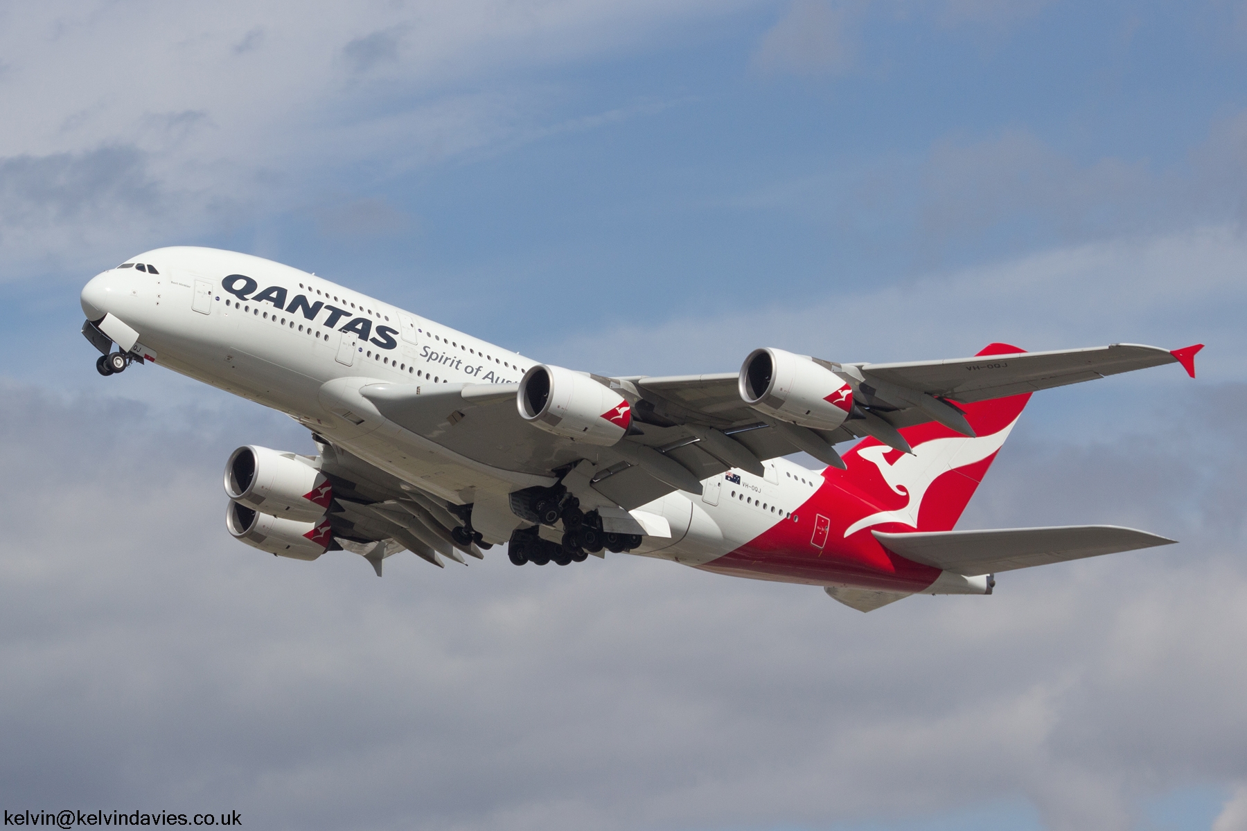 Qantas A380 VH-OQJ