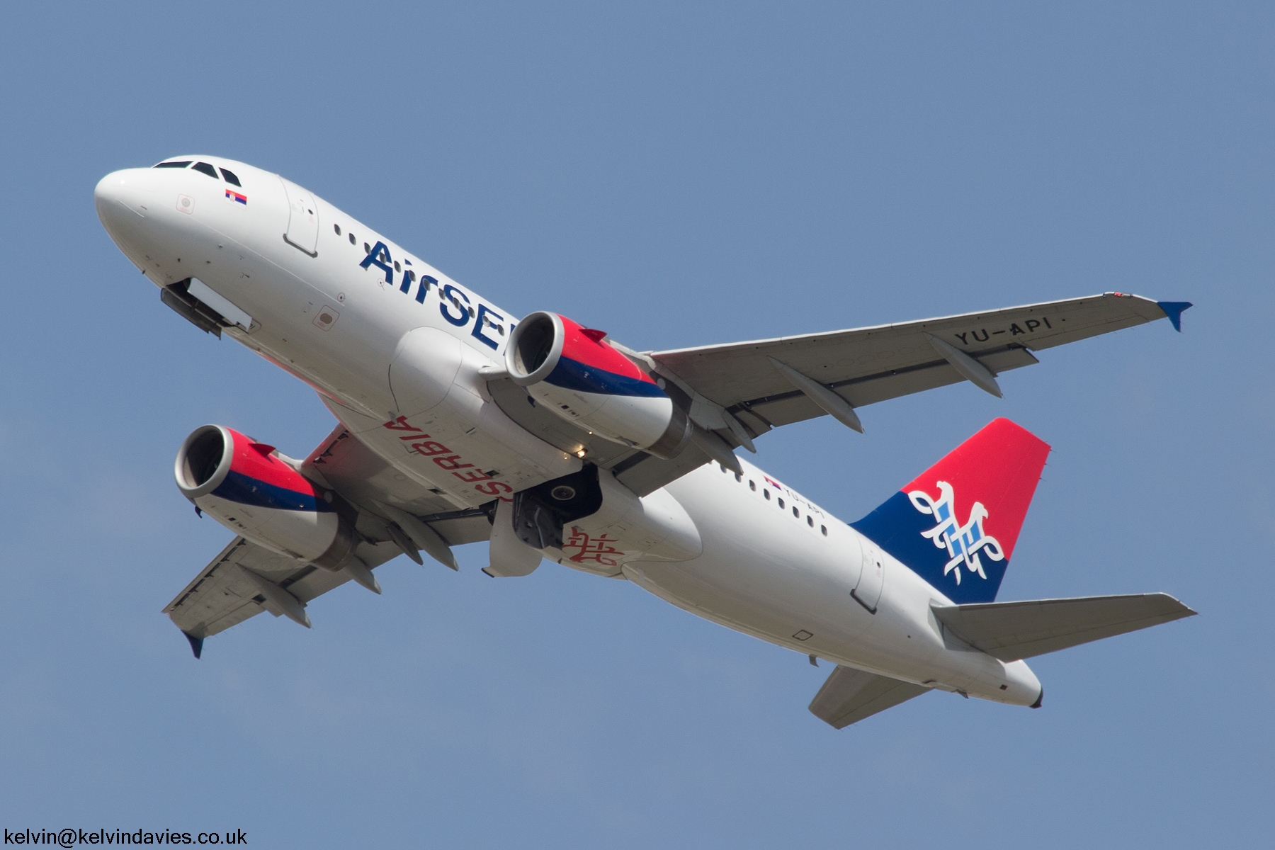 Air SERBIA A319 YU-API