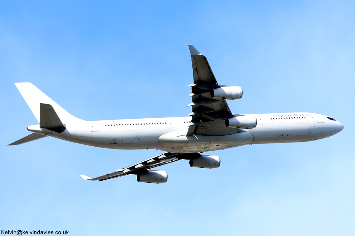 Air Algerie A340 YR-LRE