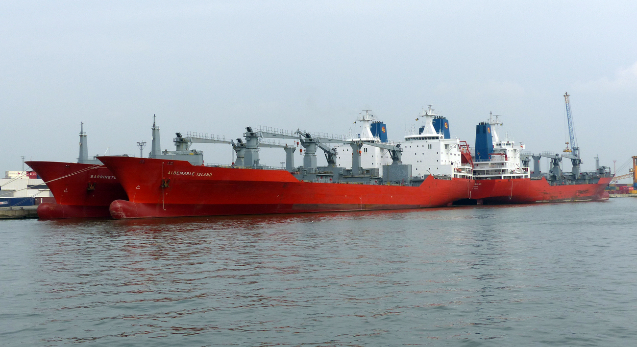 FOUR REEFERS