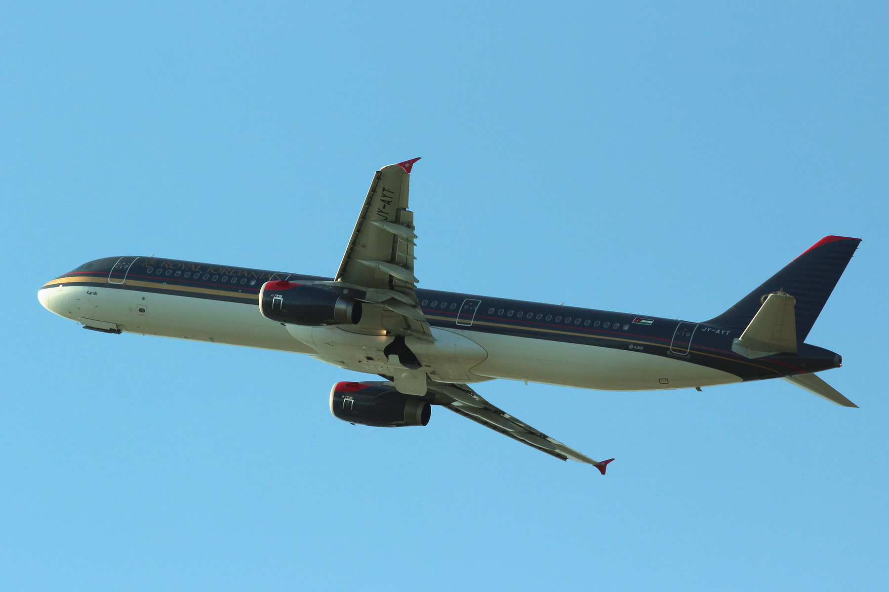 Royal Jordanian A321 JY-AYT
