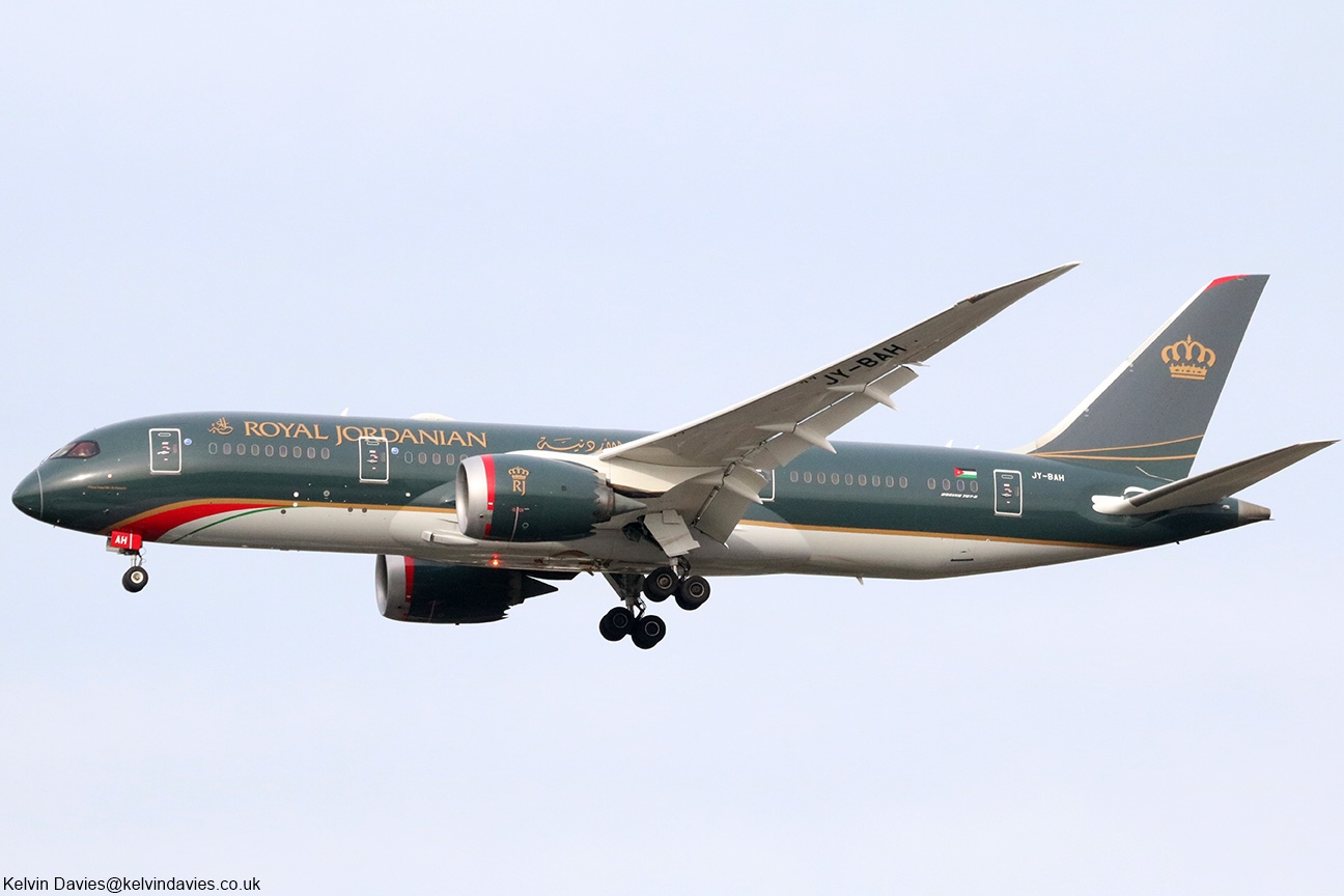 Royal Jordanian Airlines 787 JY-BAH