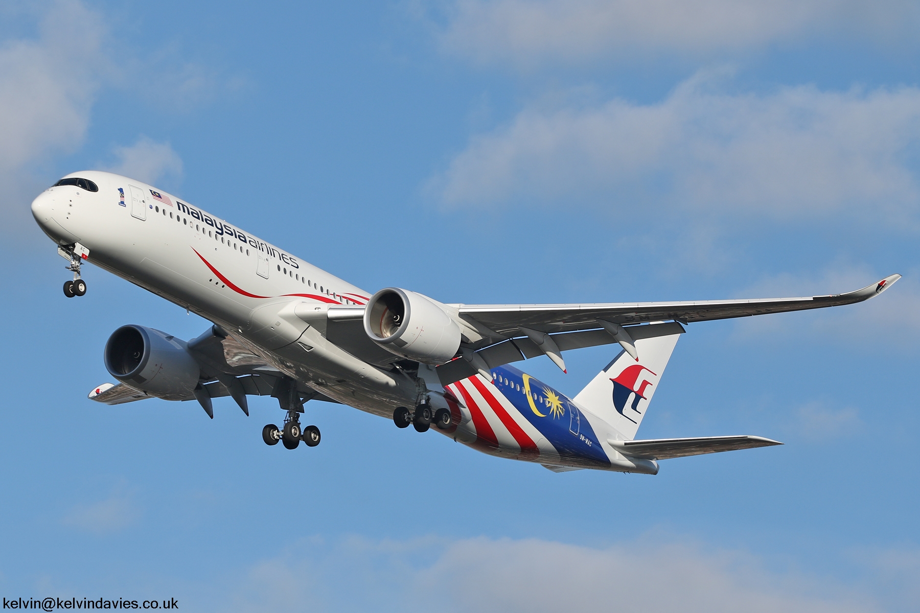 Malaysia Airlines A350 9M-MAC