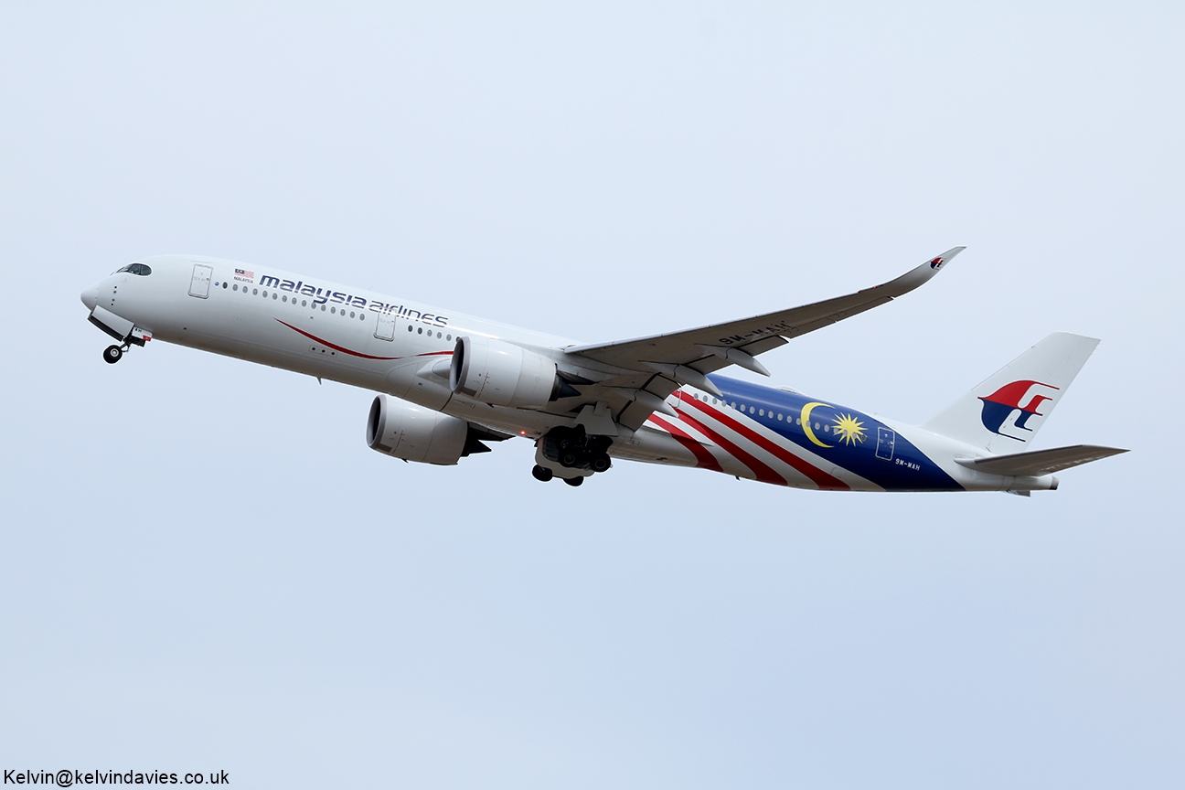 Malaysia Airlines A350 9M-MAH