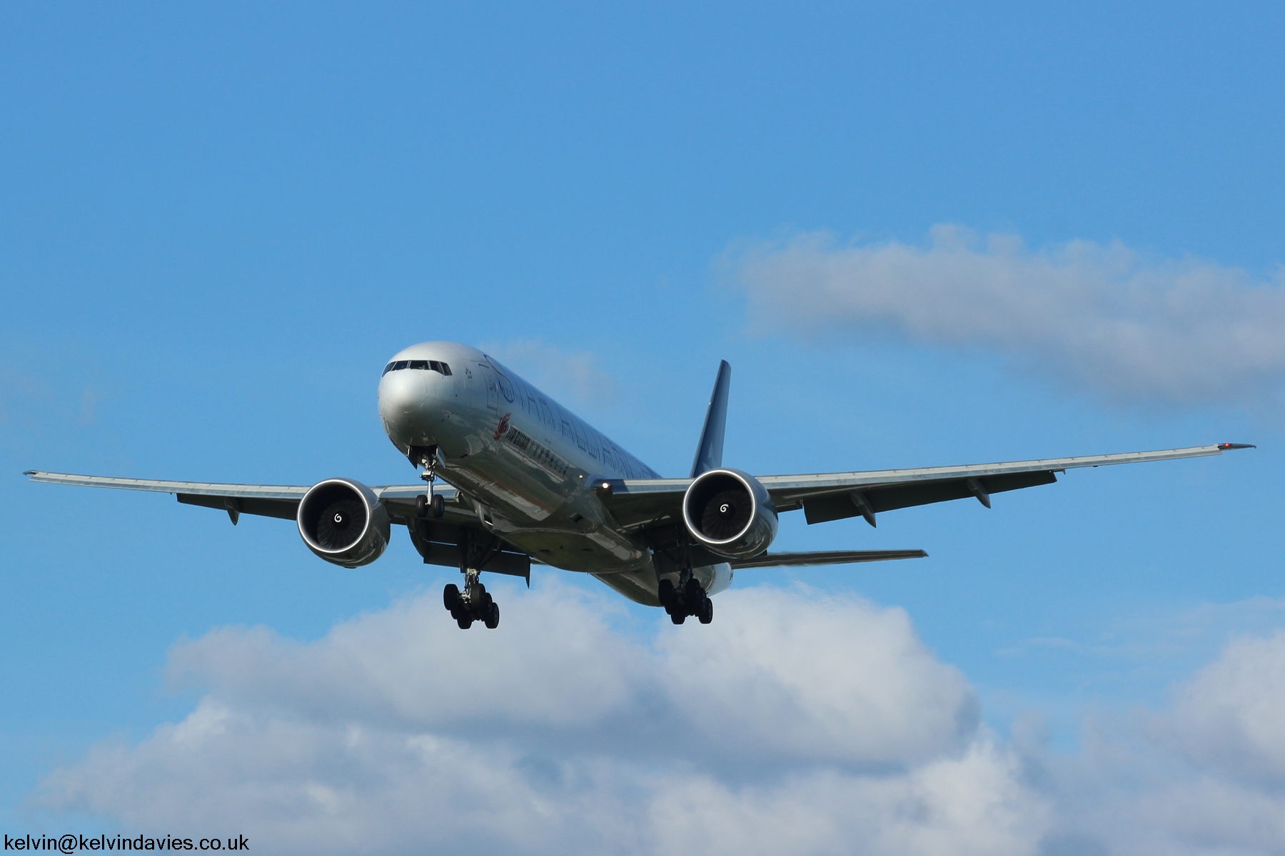 Air China 777 B-2032