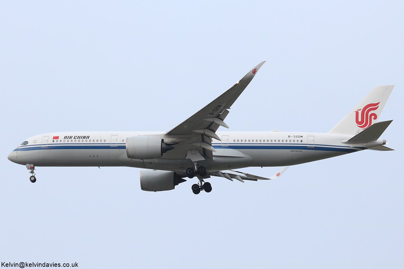 Air China A350 B-32DM