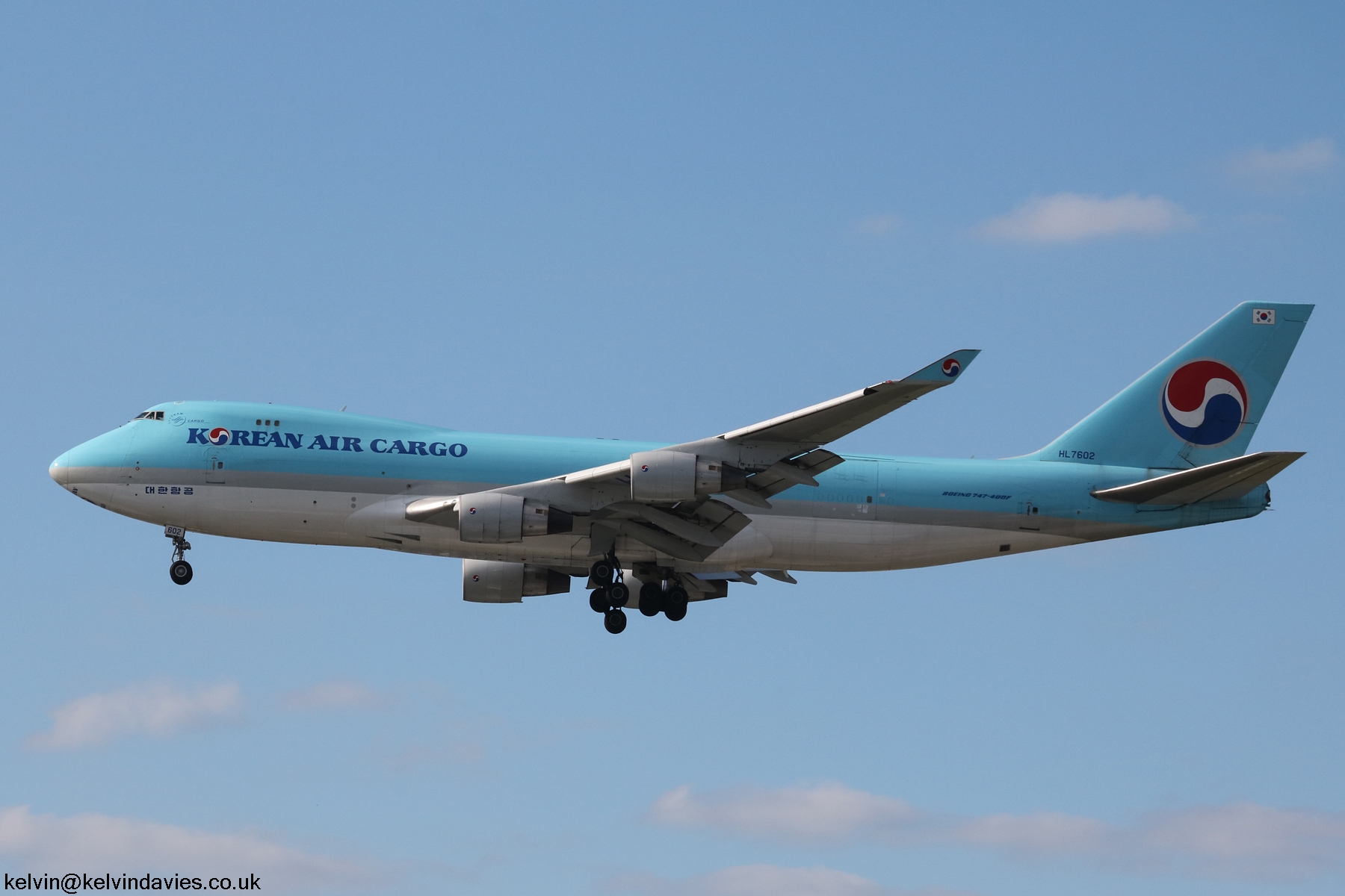 Korean Air 747 HL7602